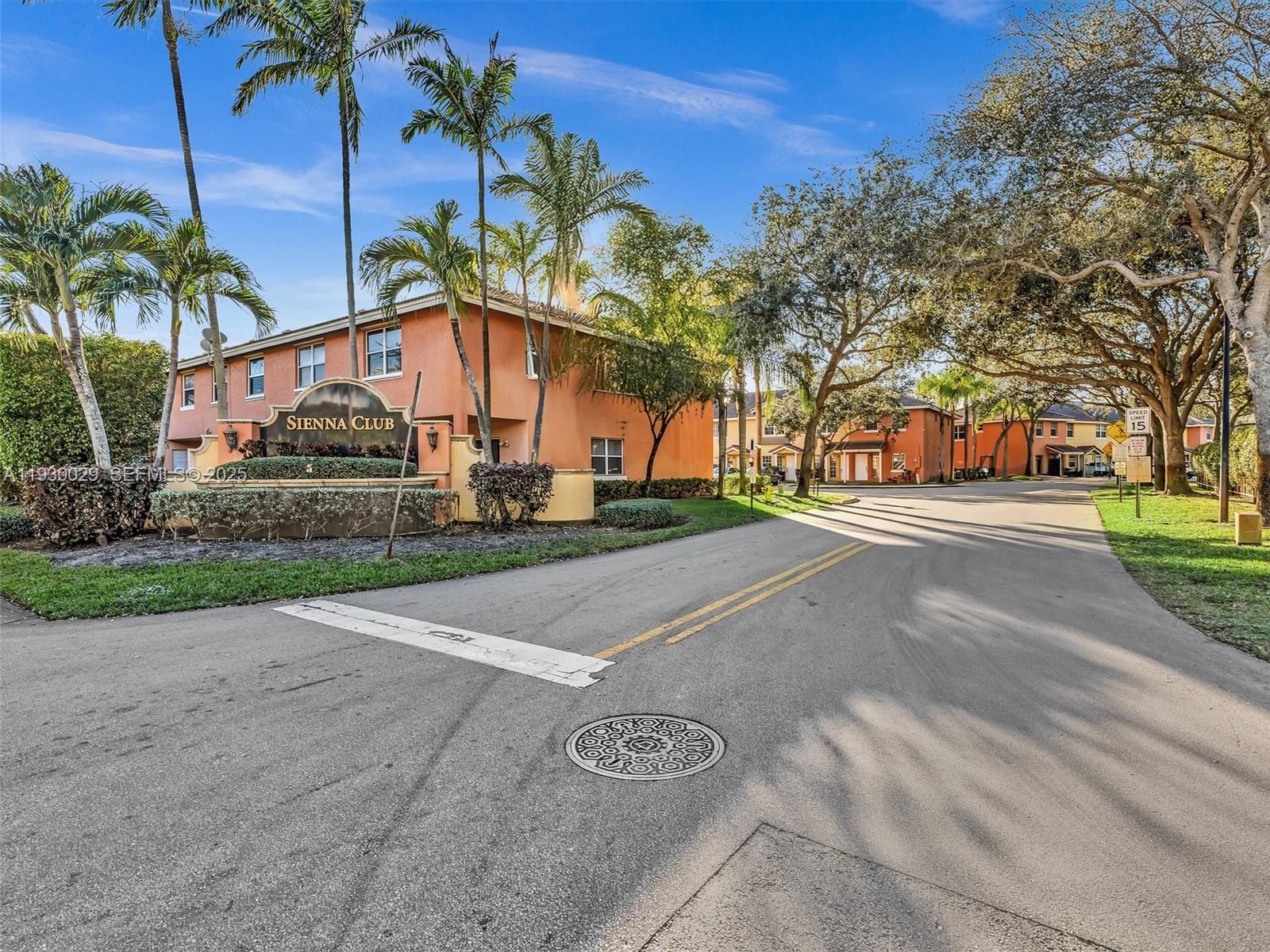 S & R OF INVERRARY - Residential Lease