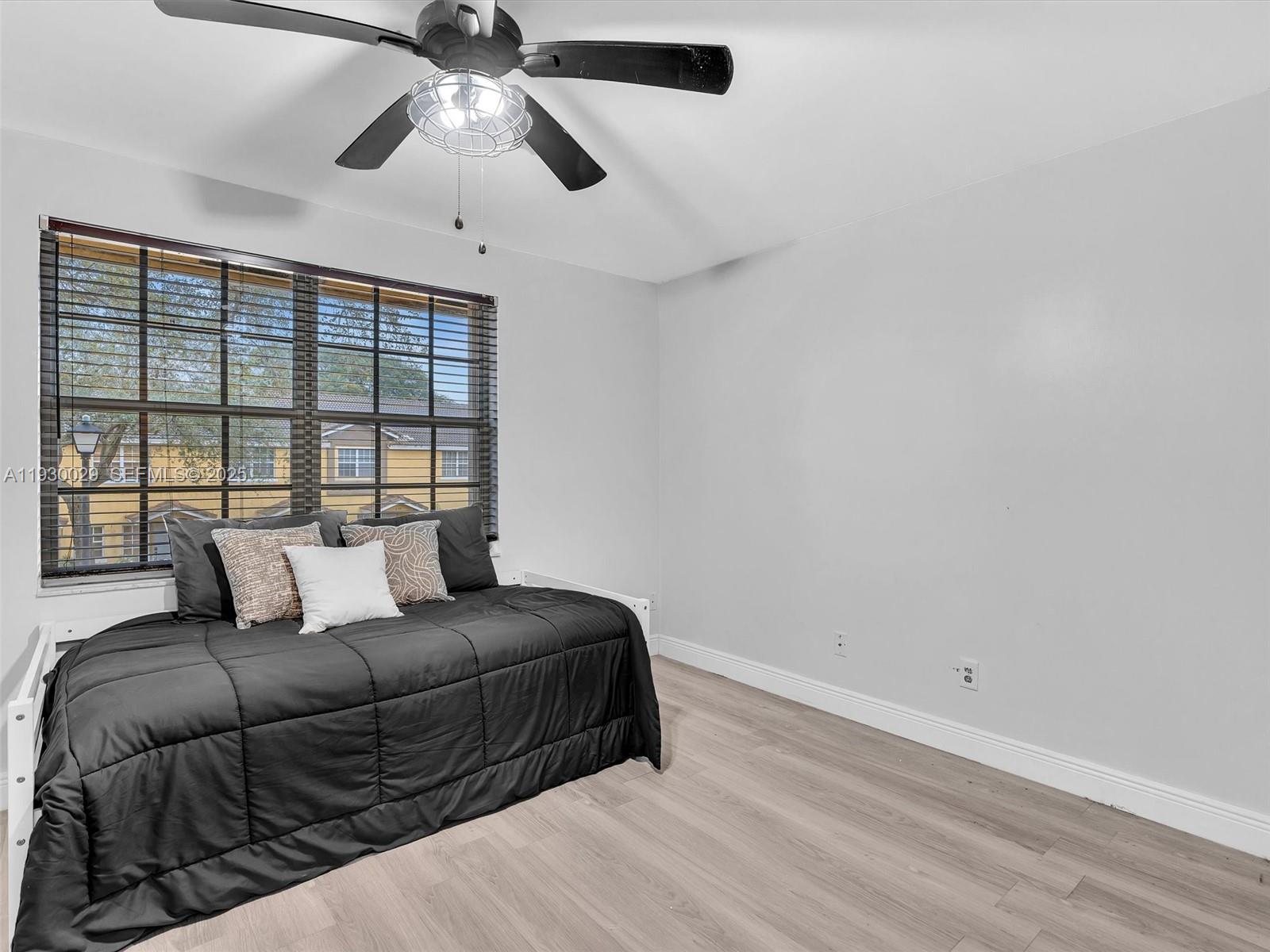 S & R OF INVERRARY - Residential Lease