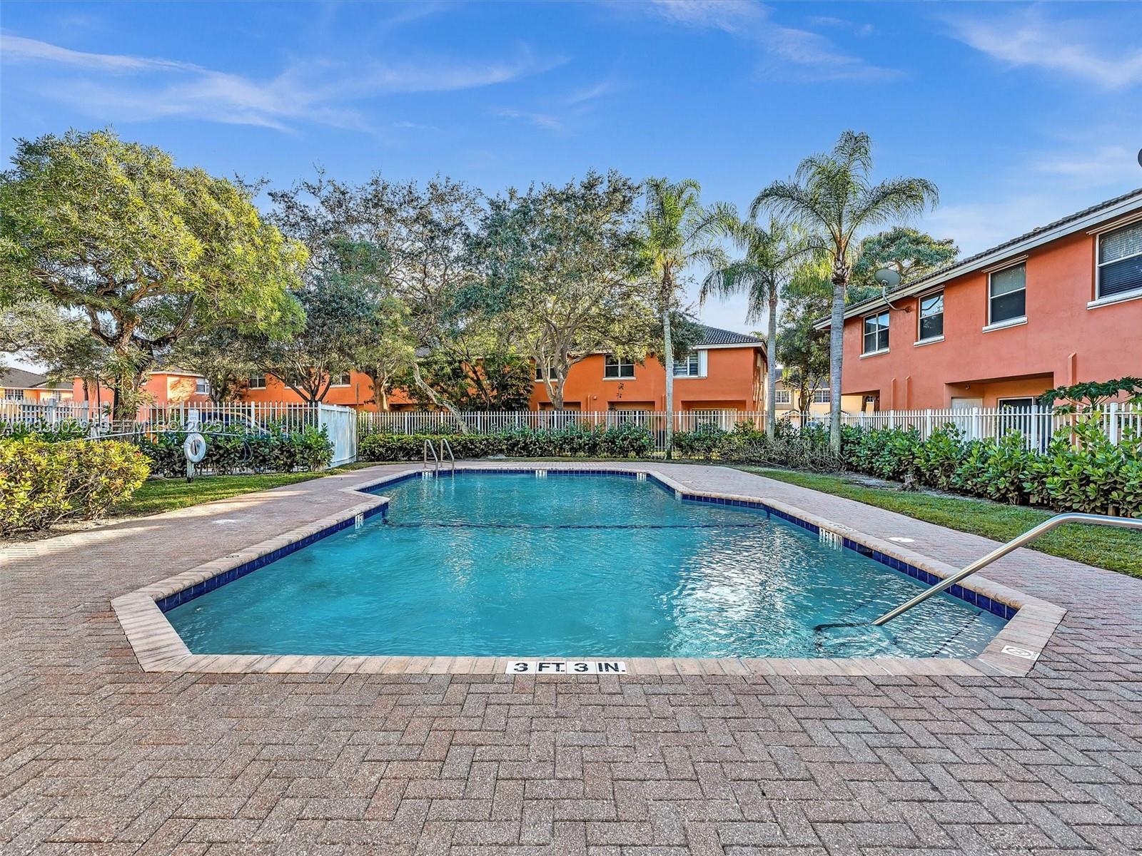 S & R OF INVERRARY - Residential Lease