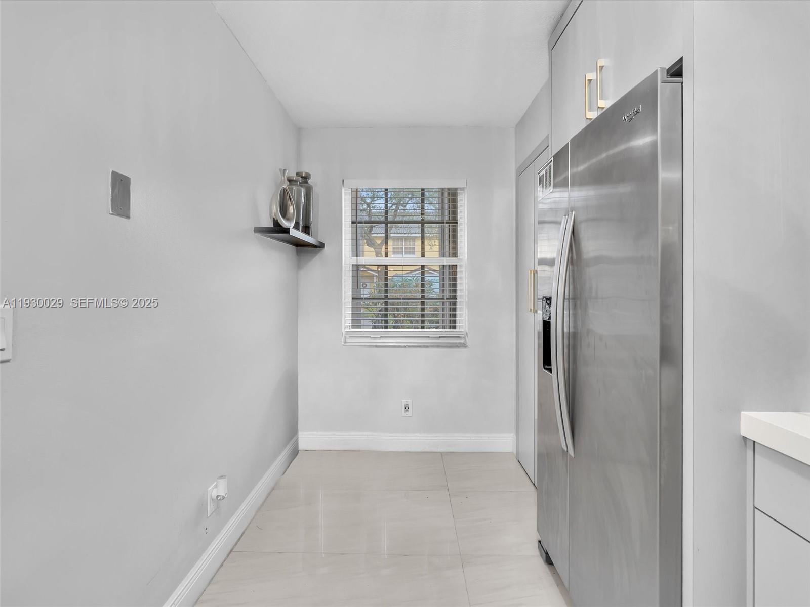 S & R OF INVERRARY - Residential Lease