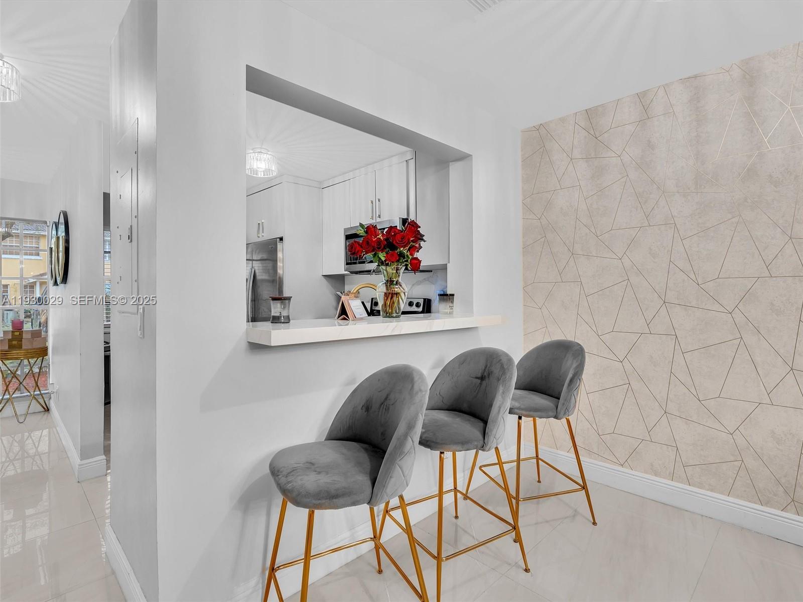 S & R OF INVERRARY - Residential Lease