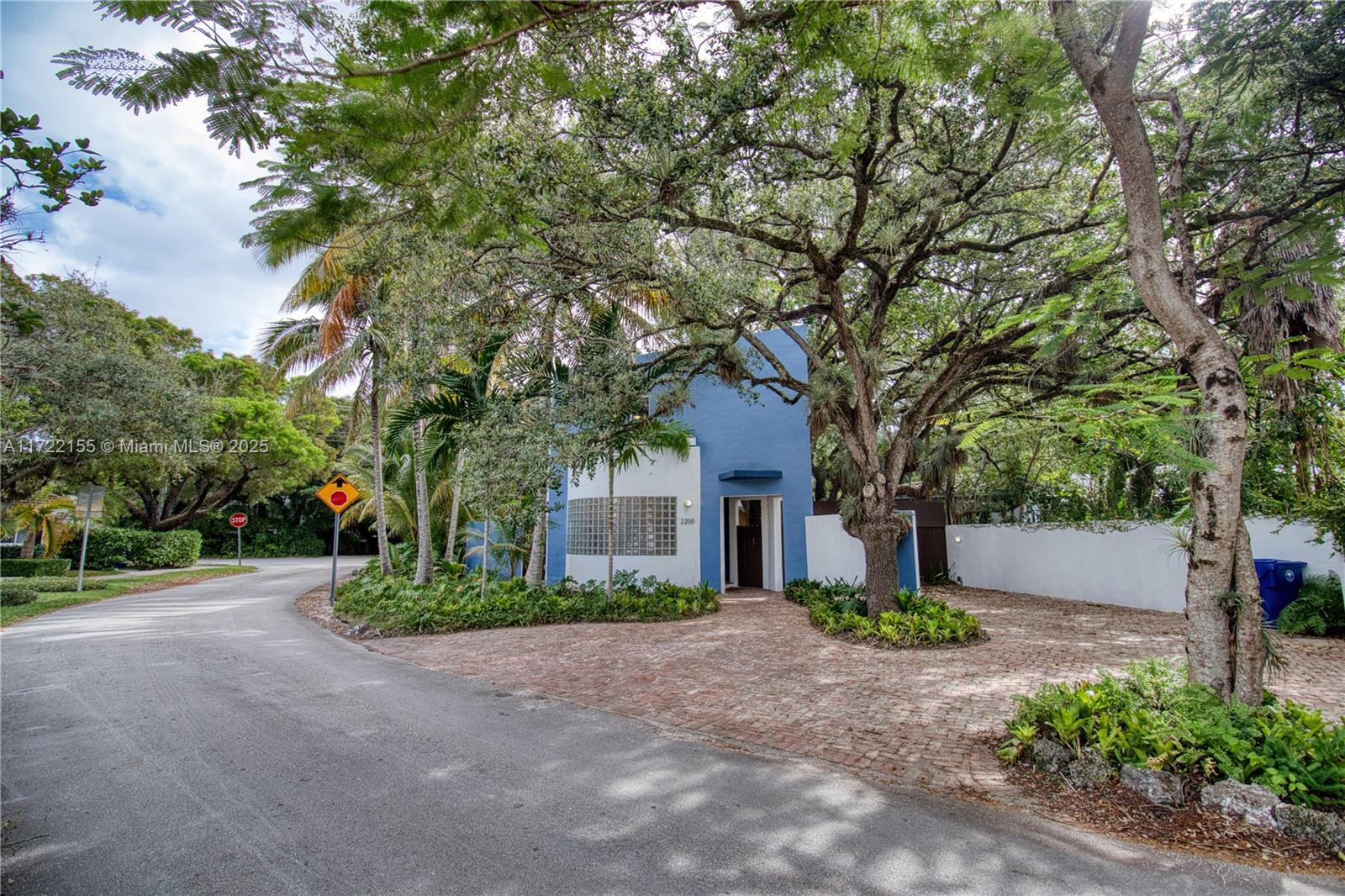 RHODES AMD NEW BISC - Residential Lease