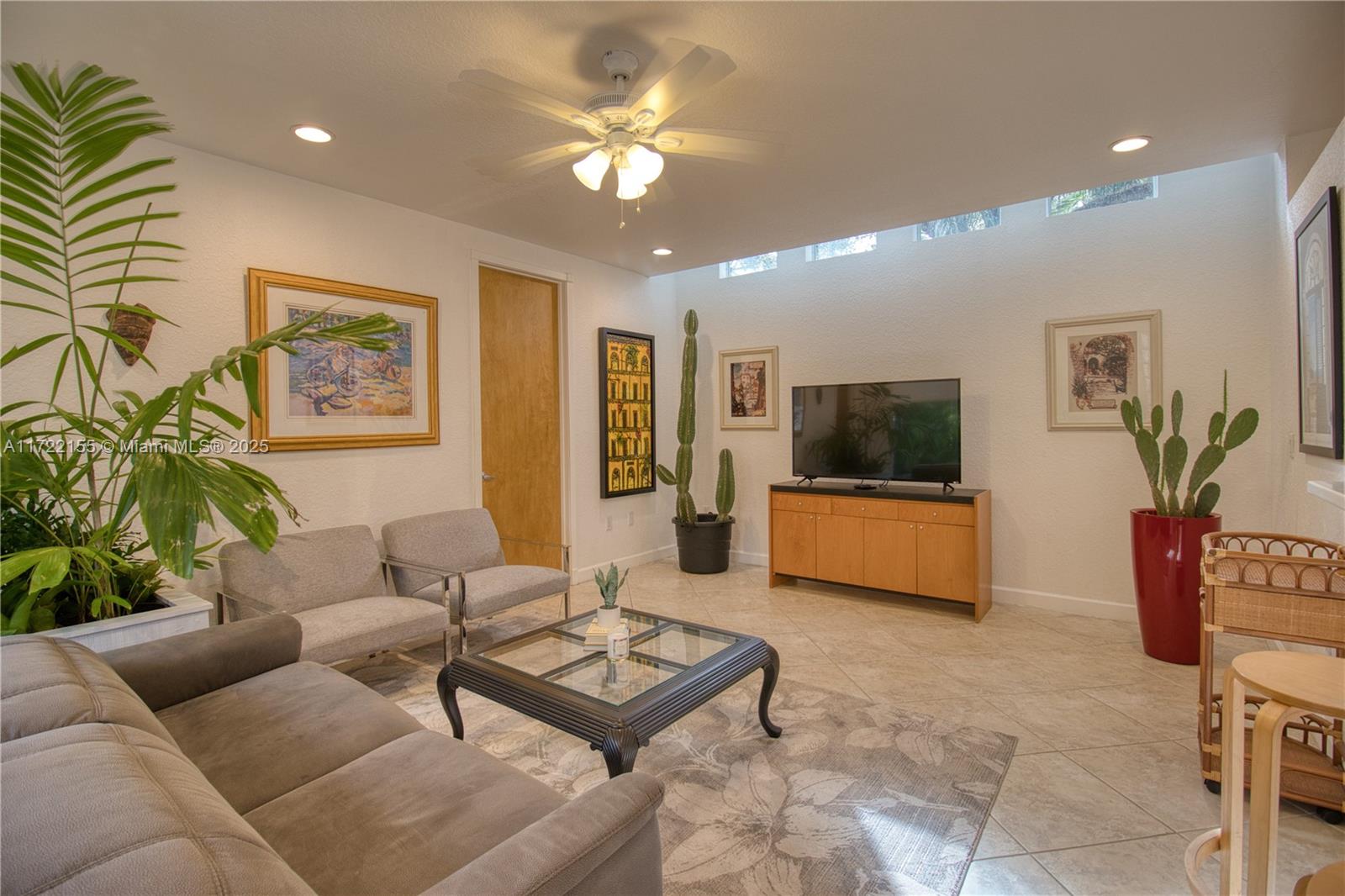 RHODES AMD NEW BISC - Residential Lease