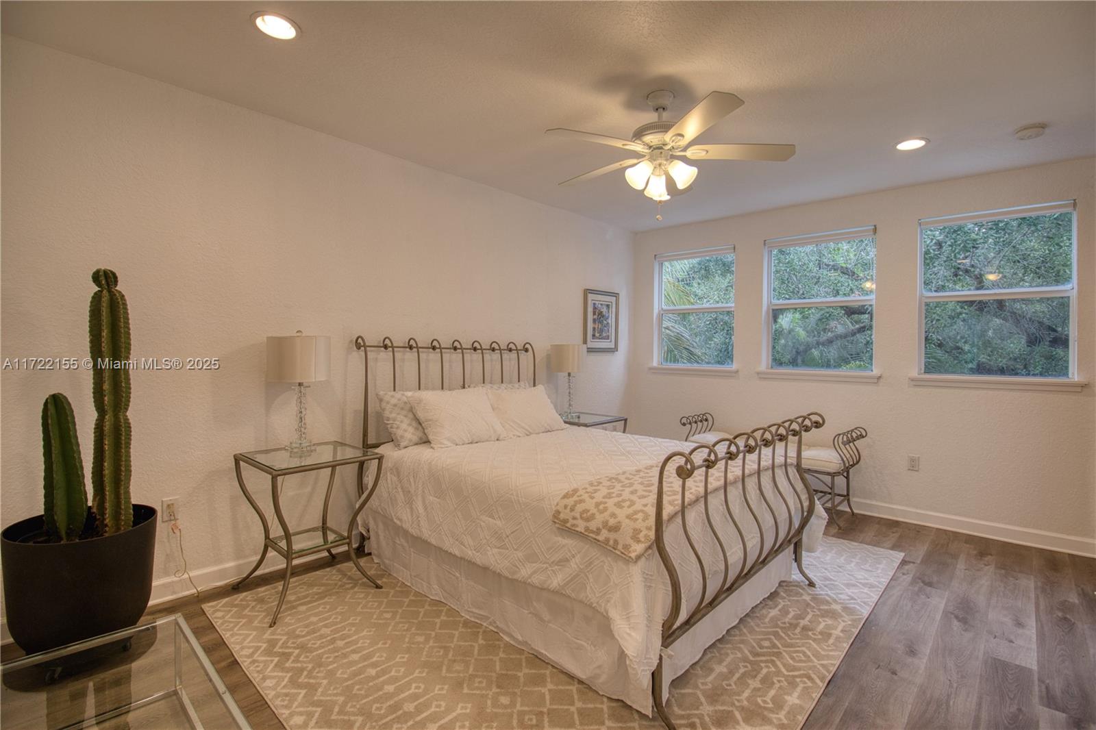 RHODES AMD NEW BISC - Residential Lease