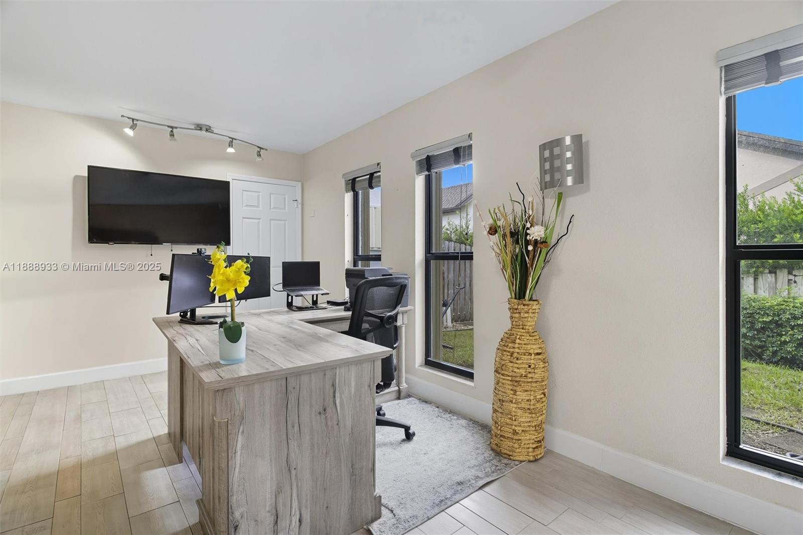 FLA FRUIT LANDS CO SUB NO - Residential