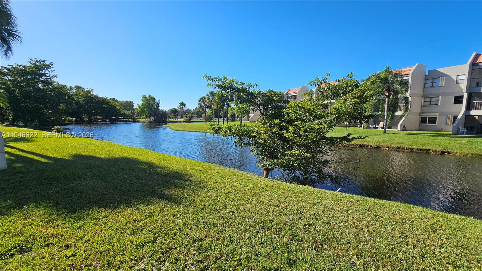 Racquet Club Apts at Bonav - Residential