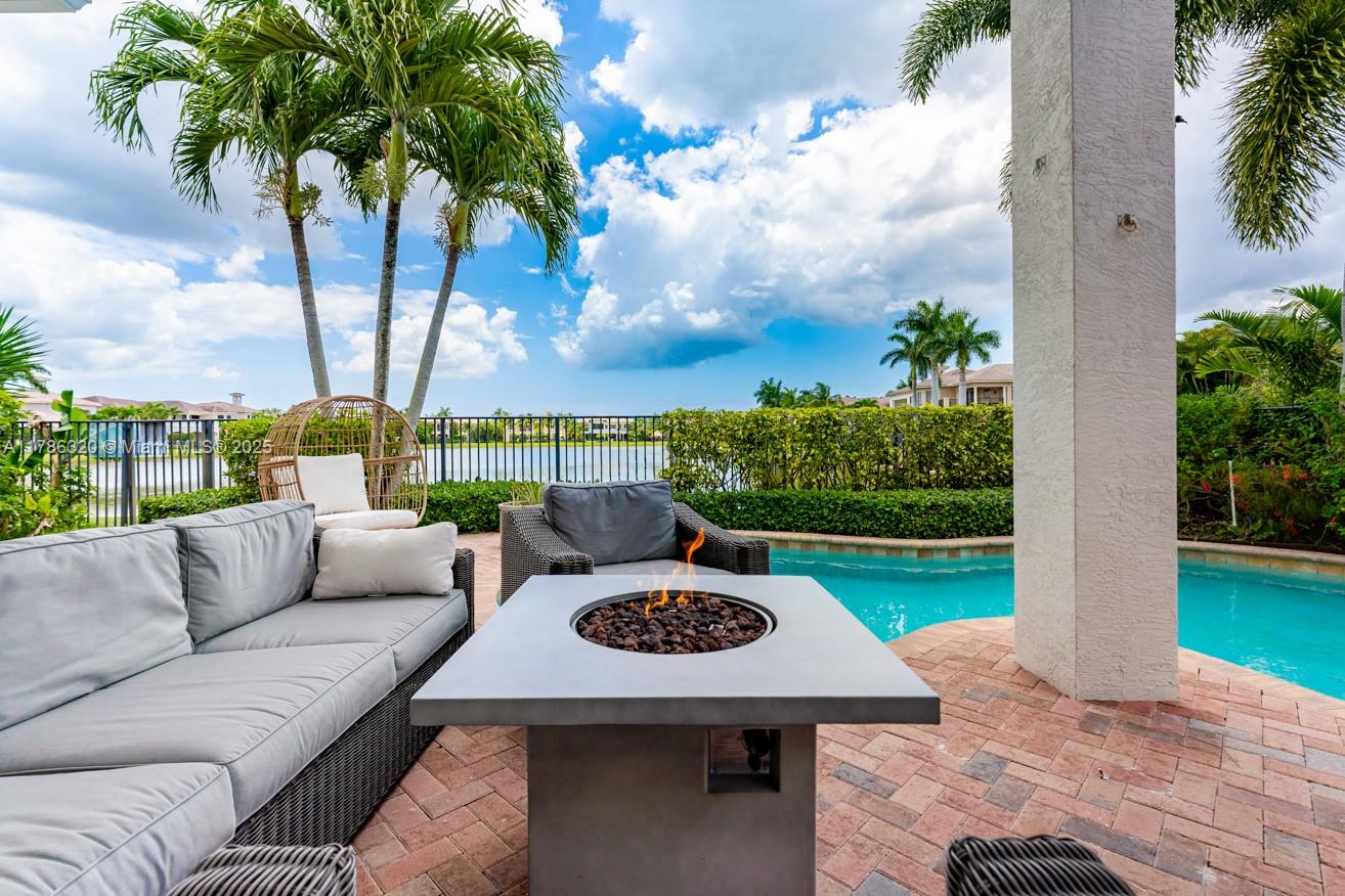 OAKS AT BOCA RATON 3 - Residential
