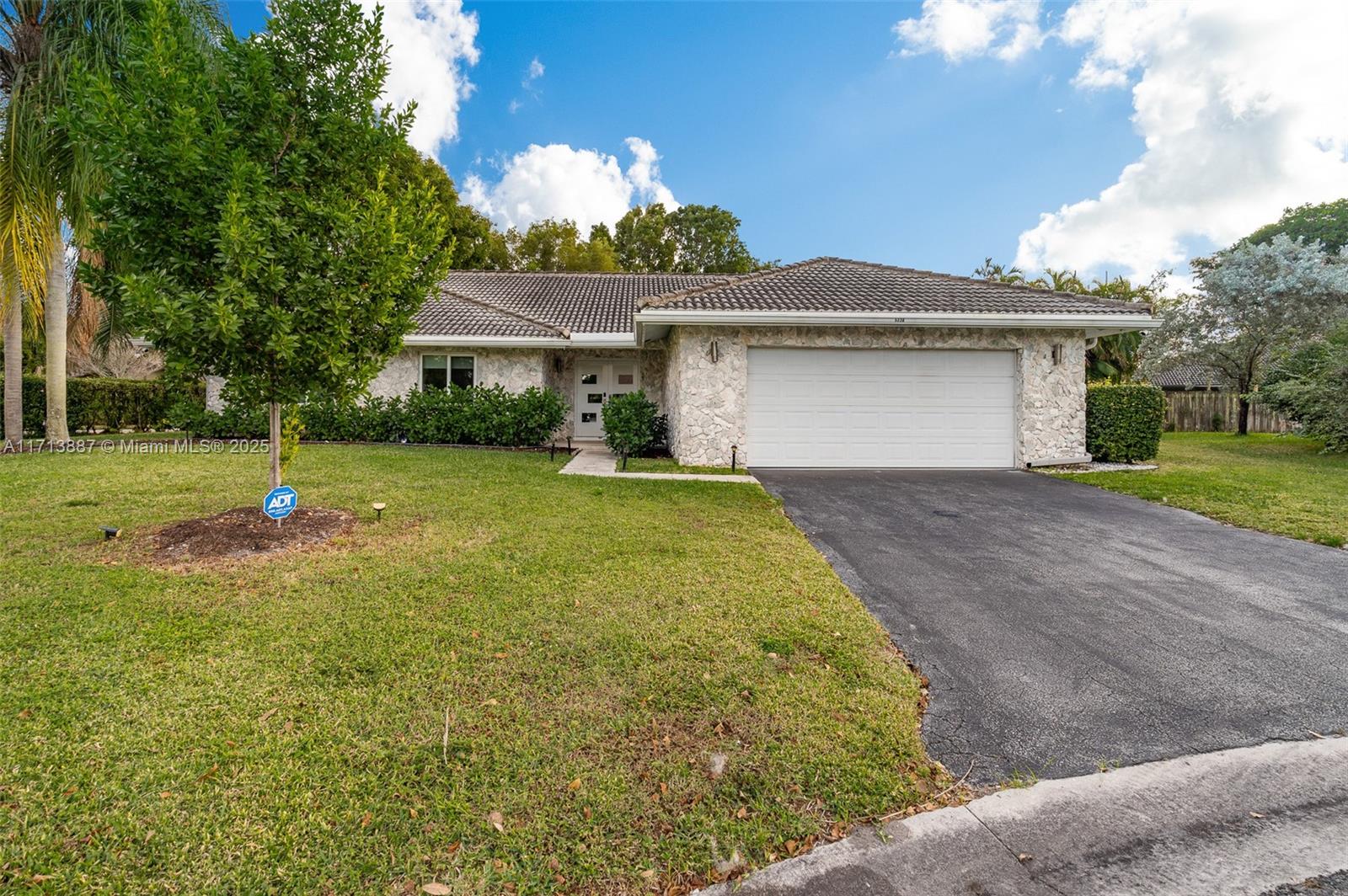Property for Sale at 5036 Nw 66th Ln, Coral Springs, Broward County, Florida - Bedrooms: 3 
Bathrooms: 2  - $639,900