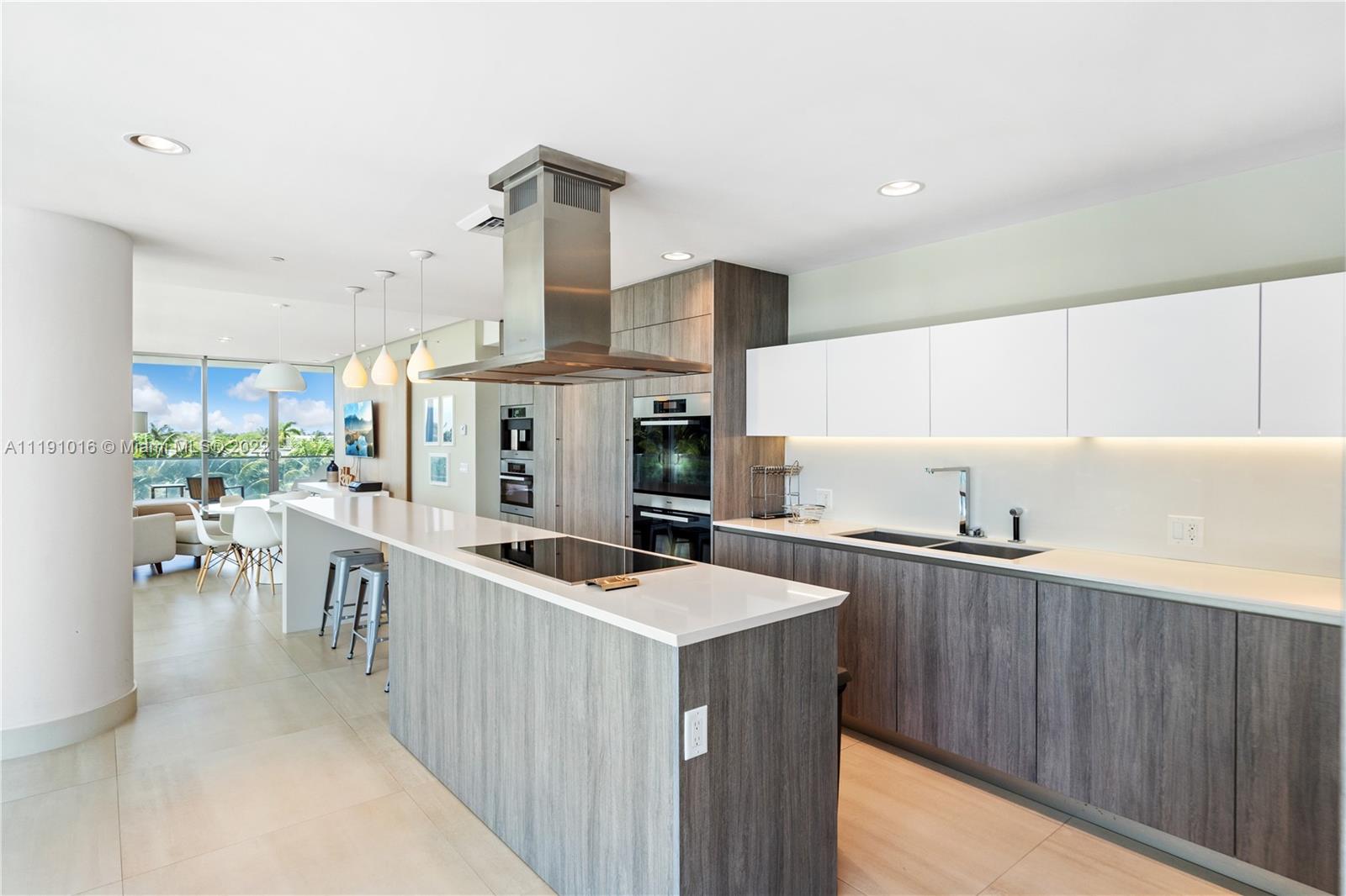 OCEANA KEY BISCAYNE CONDO - Residential