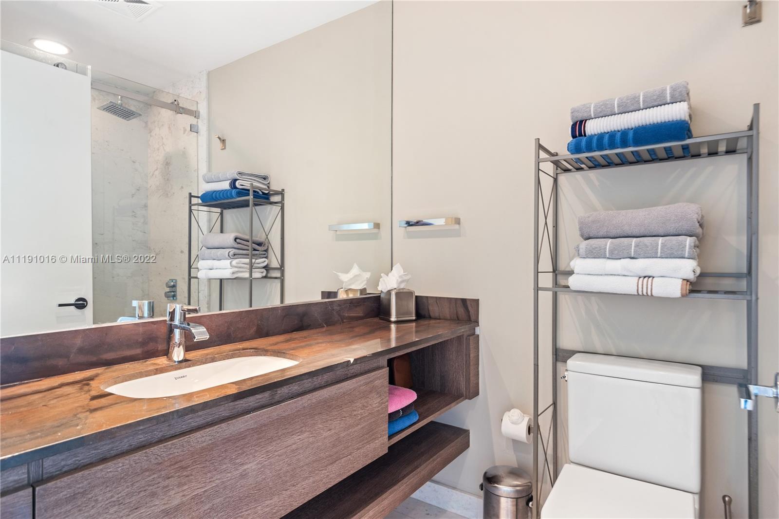 OCEANA KEY BISCAYNE CONDO - Residential