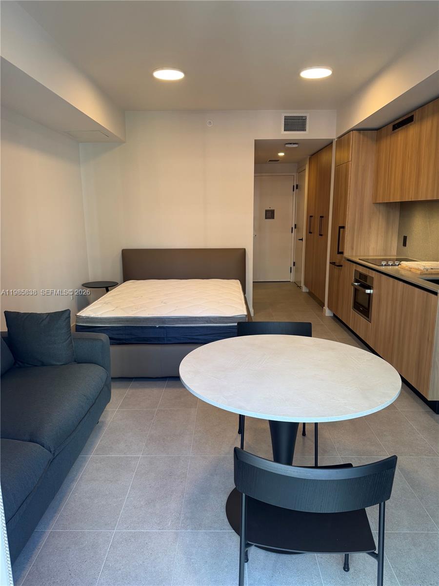 501 First Residences - Residential