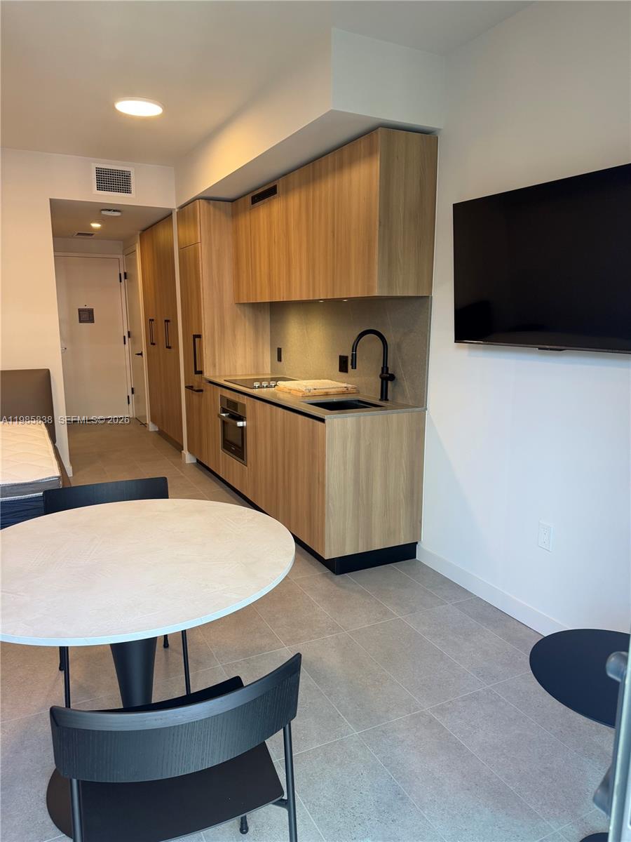 501 First Residences - Residential