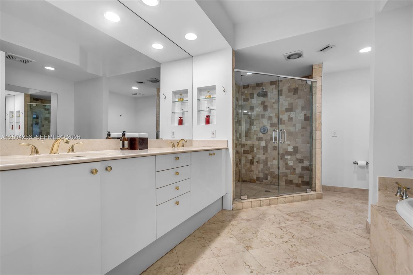 OCEAN TOWER TWO CONDO - Residential