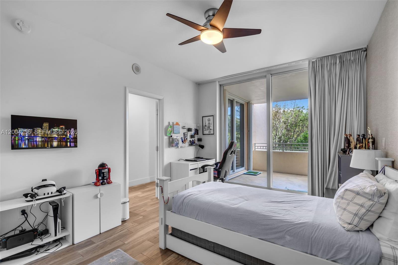 OCEAN TOWER TWO CONDO - Residential