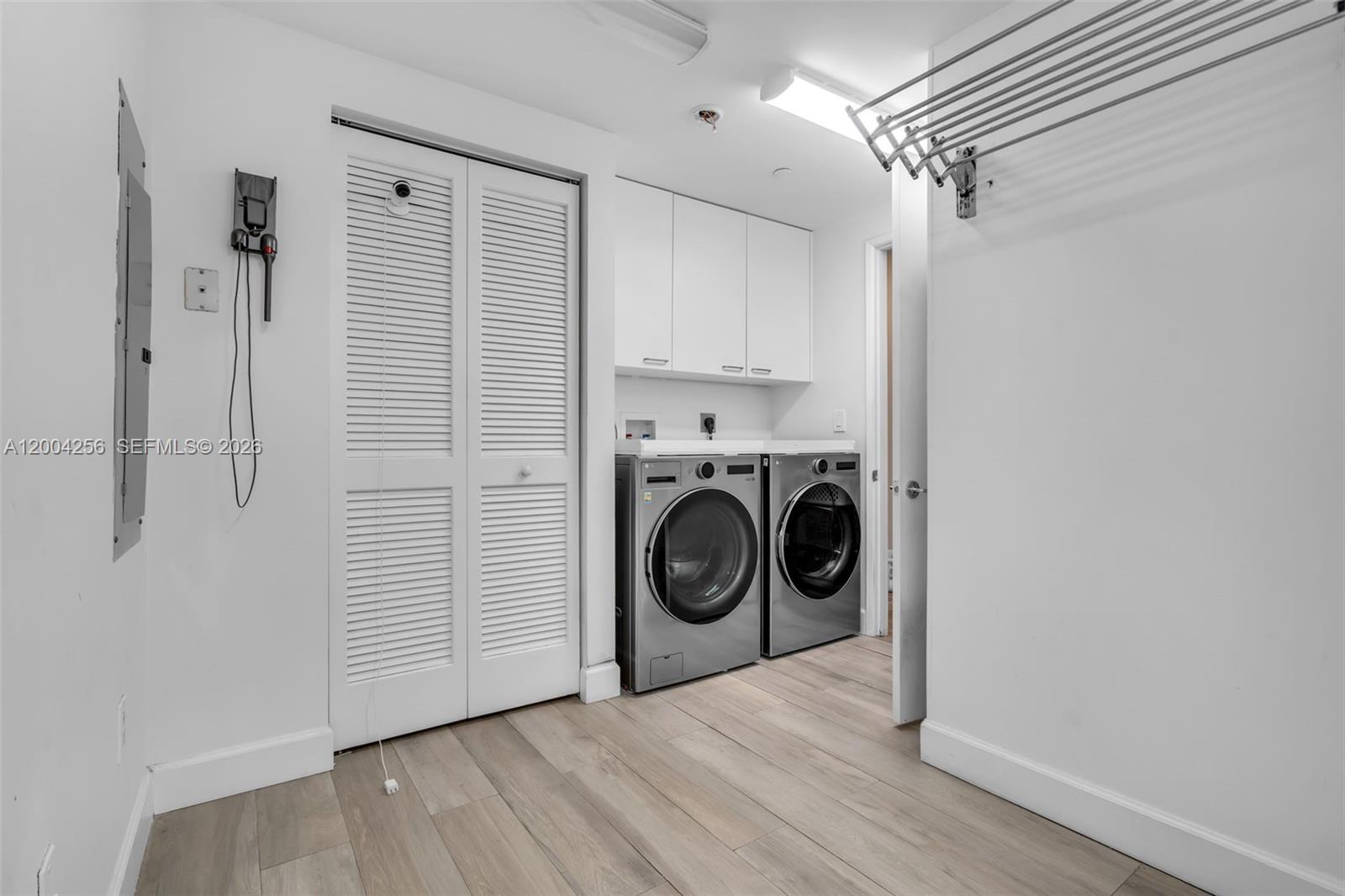 OCEAN TOWER TWO CONDO - Residential