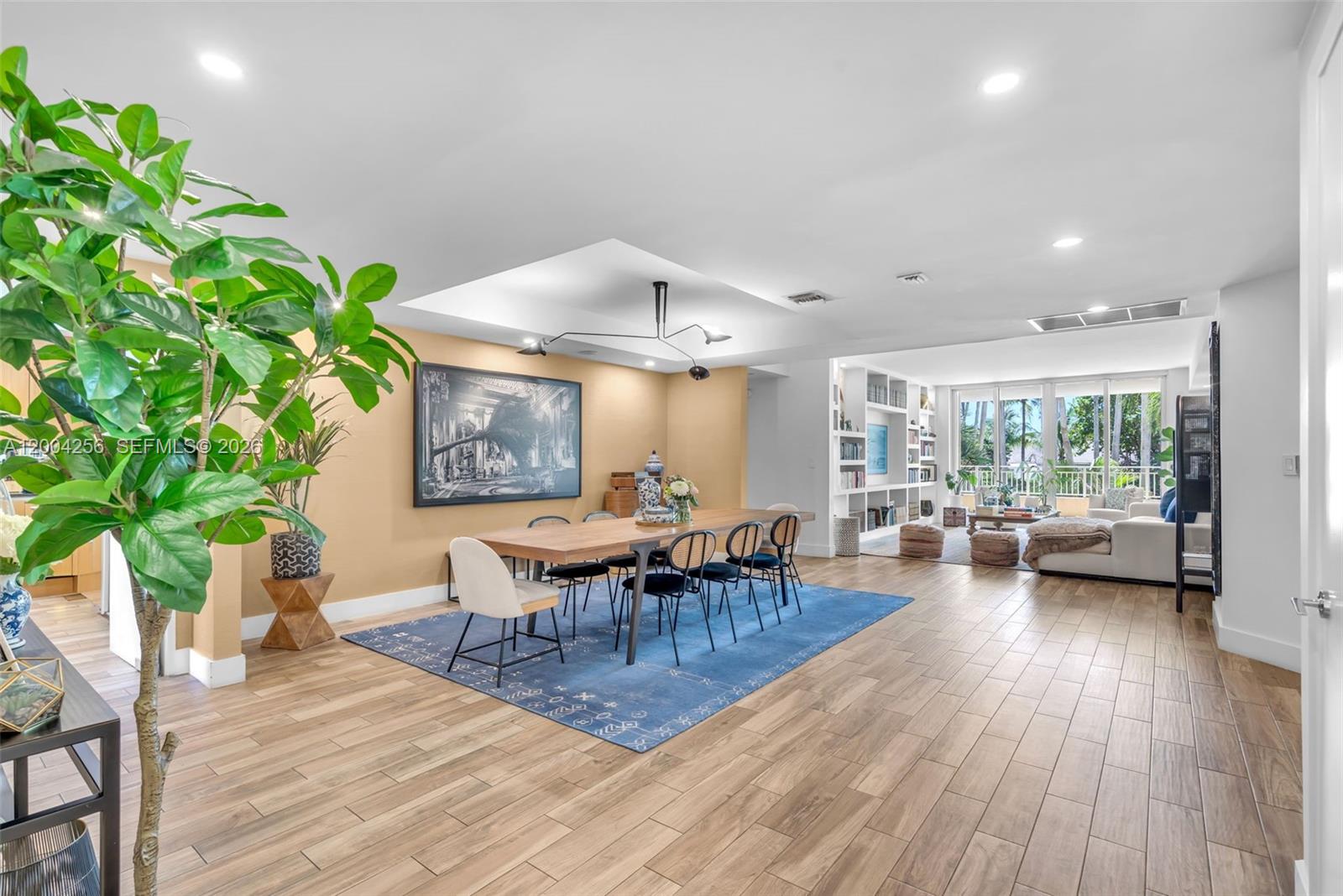 791 Crandon Blvd 302