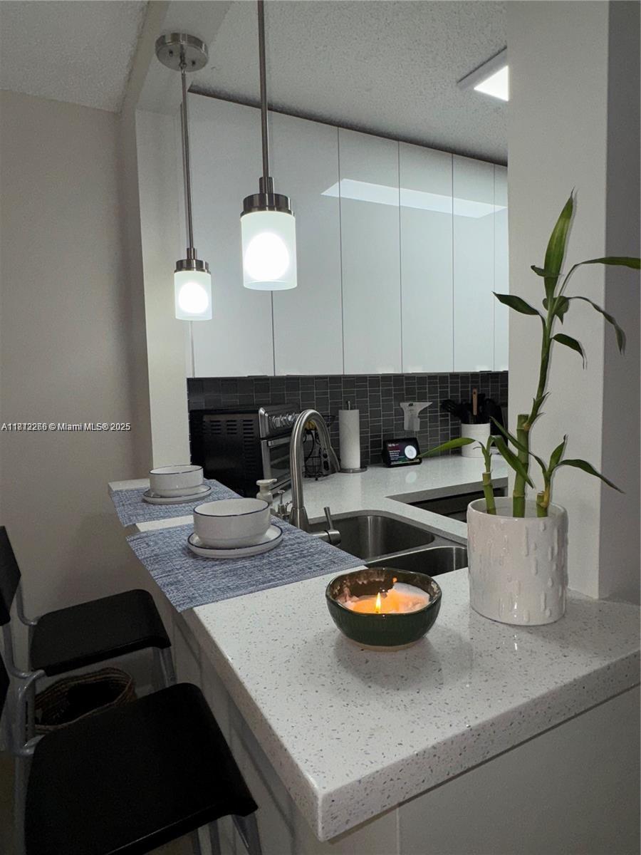HOLIDAY VILLAGE OF CORAL - Residential