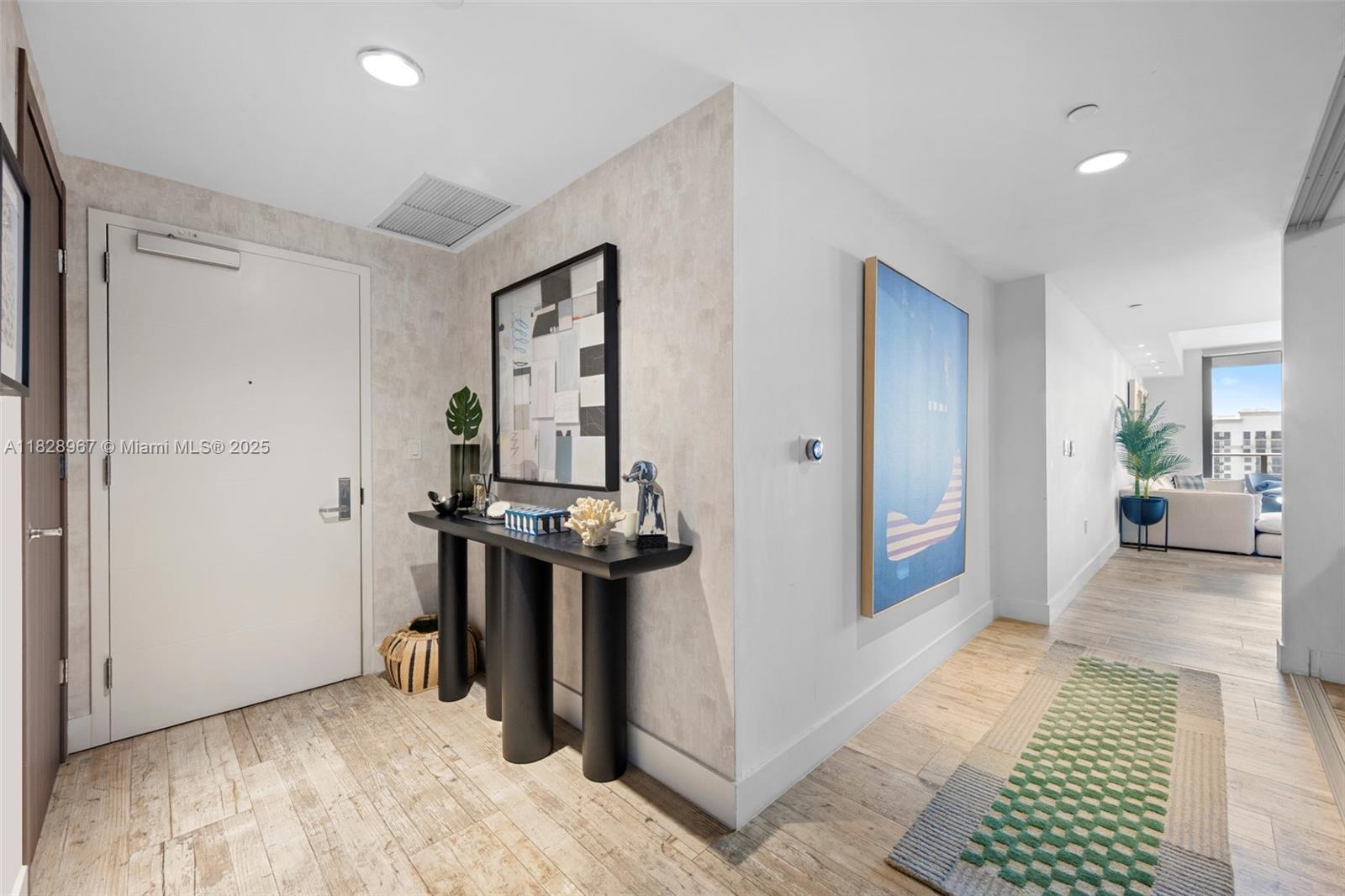 1010 BRICKELL CONDO - Residential Lease