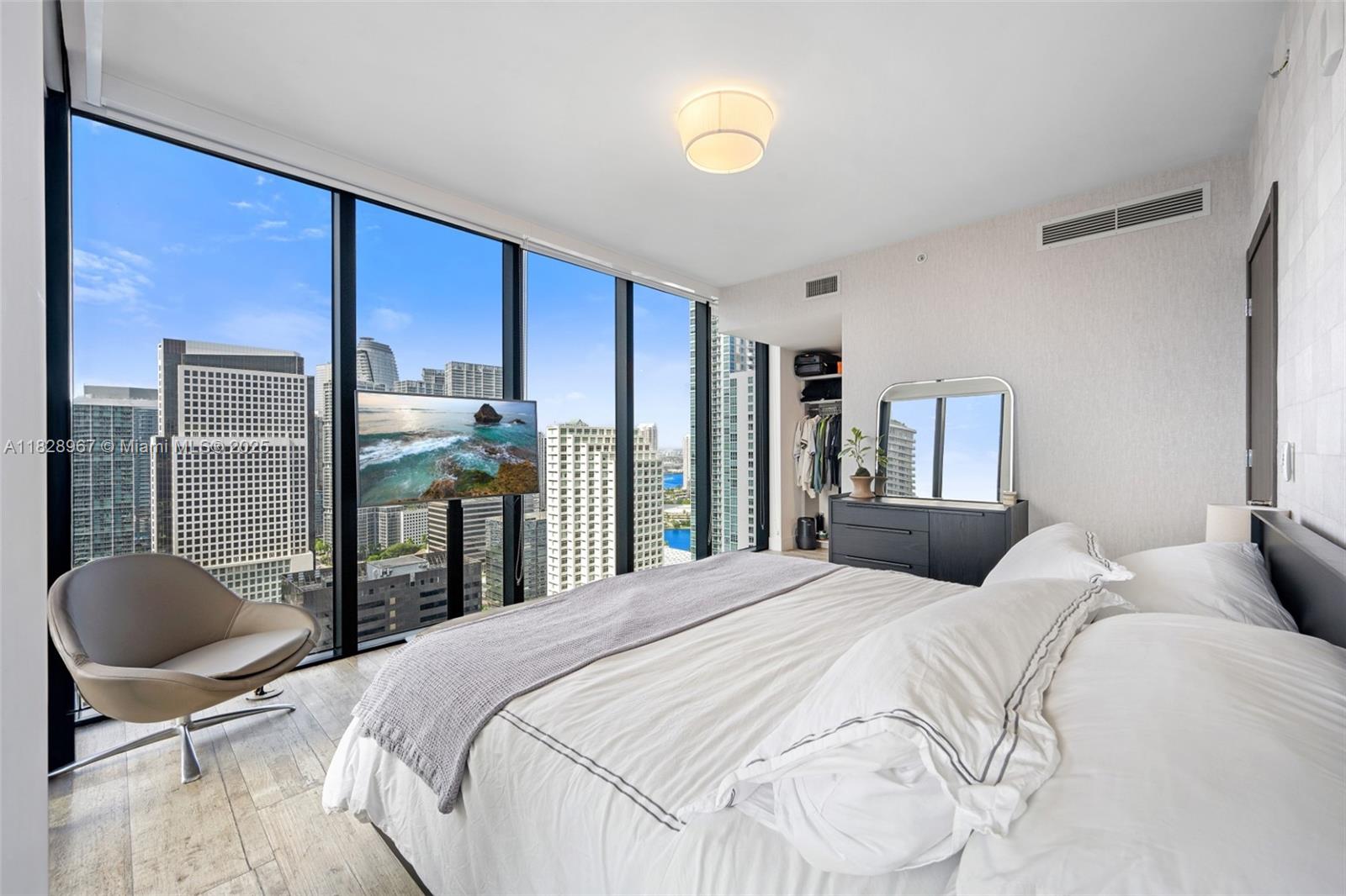 1010 BRICKELL CONDO - Residential Lease