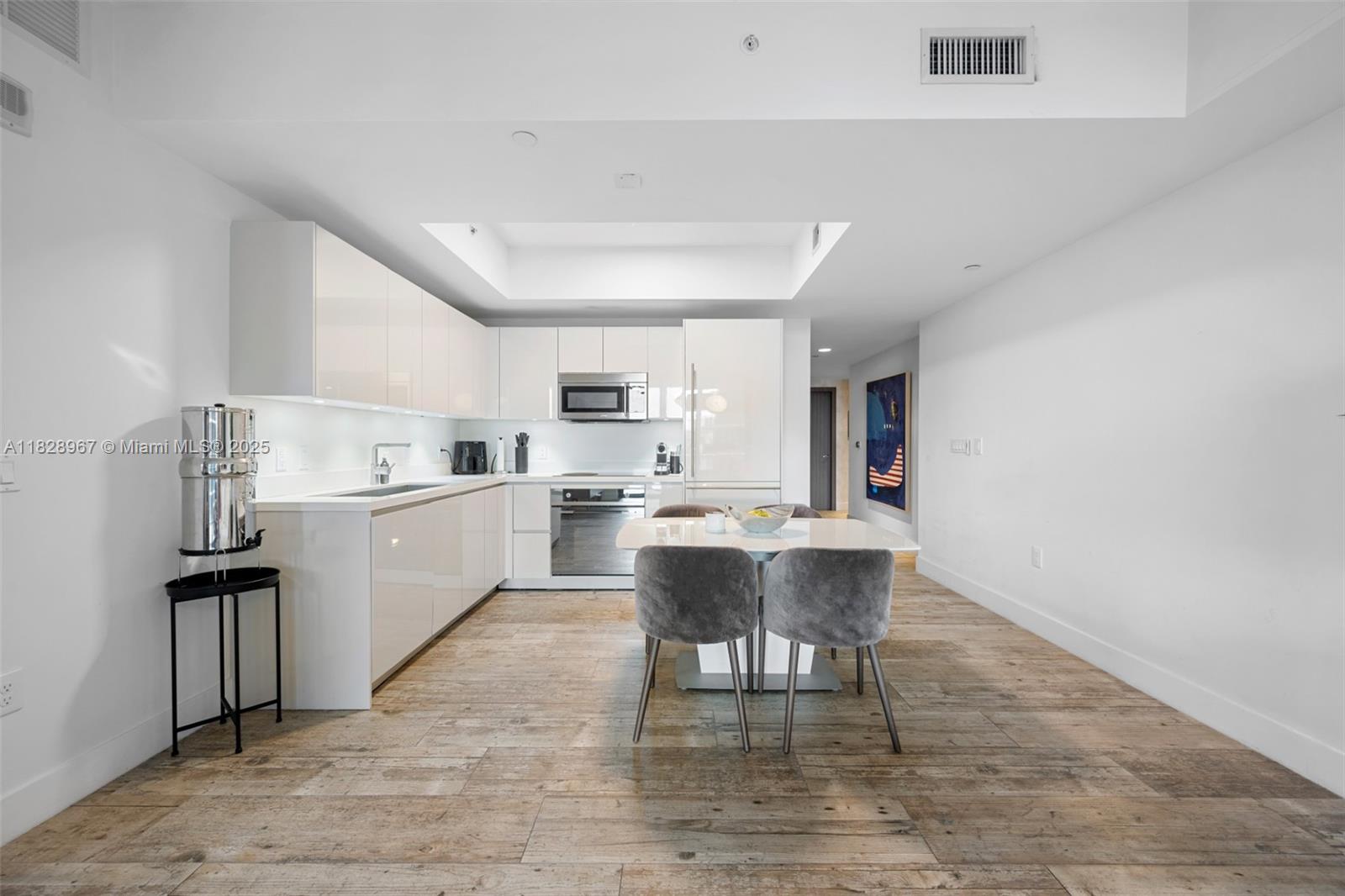 1010 BRICKELL CONDO - Residential Lease