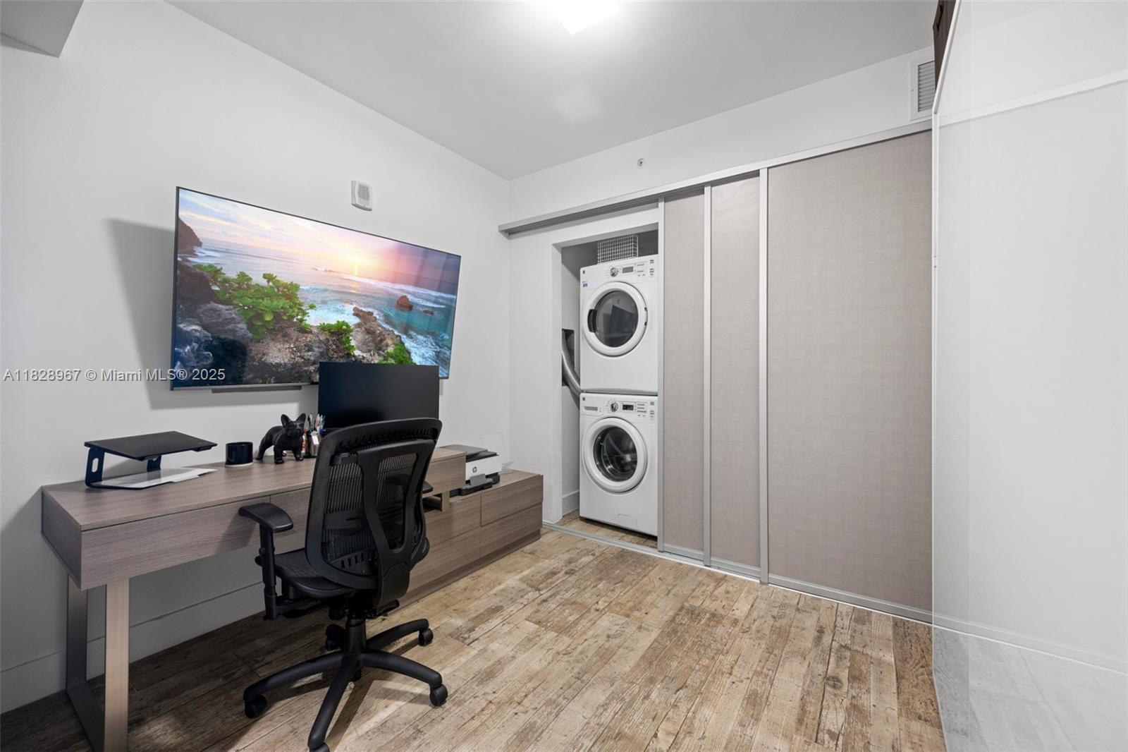 1010 BRICKELL CONDO - Residential Lease