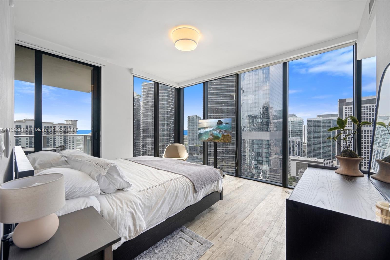 1010 BRICKELL CONDO - Residential Lease