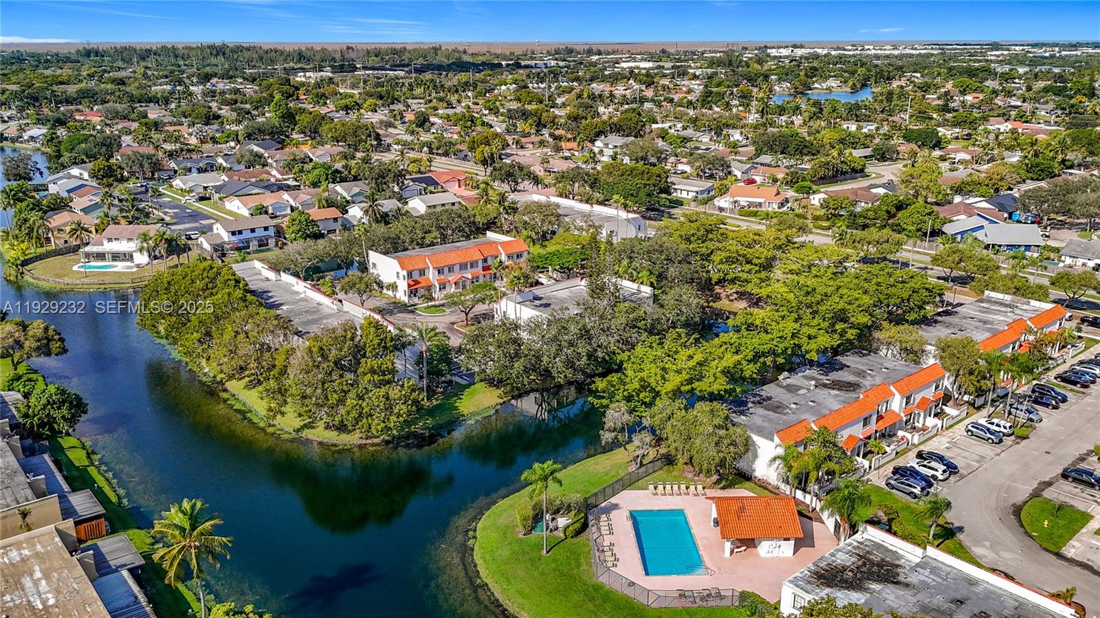 WELLEBY UNIT SEVEN - Residential