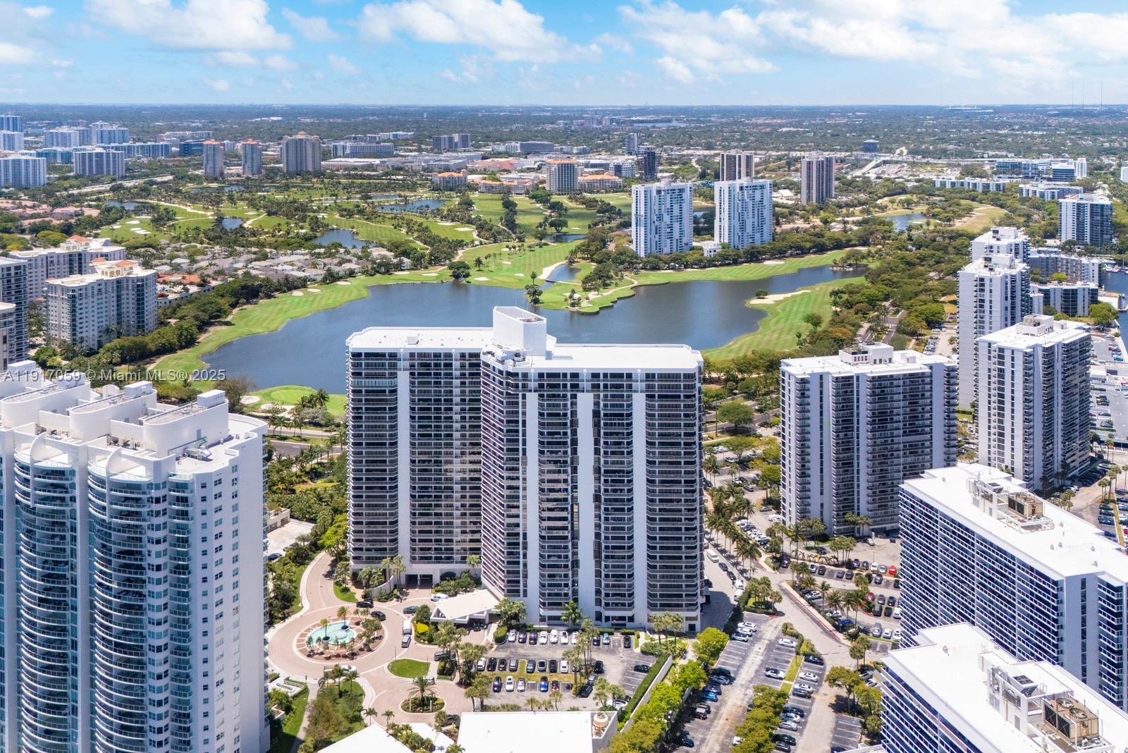 20281 E Country Club Dr 1009