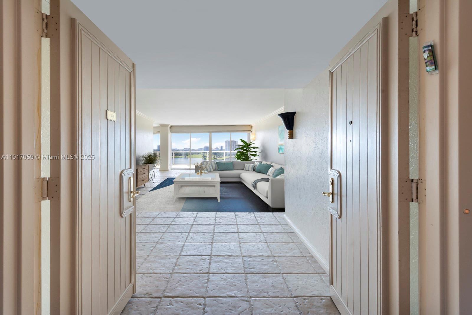 20281 E Country Club Dr 1009