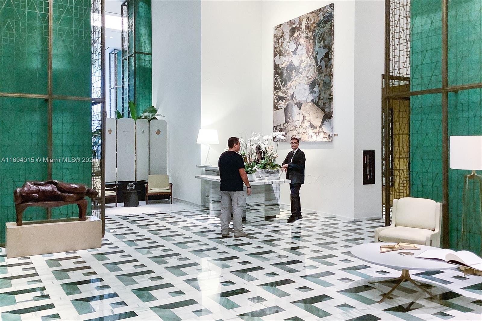 801 SMA RESIDENCES CONDO - Residential