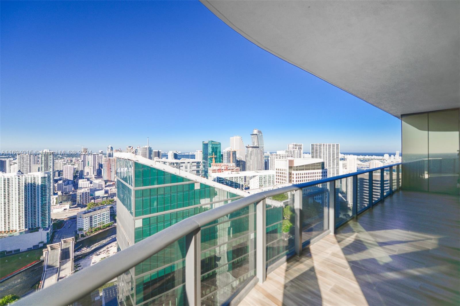 801 SMA RESIDENCES CONDO - Residential