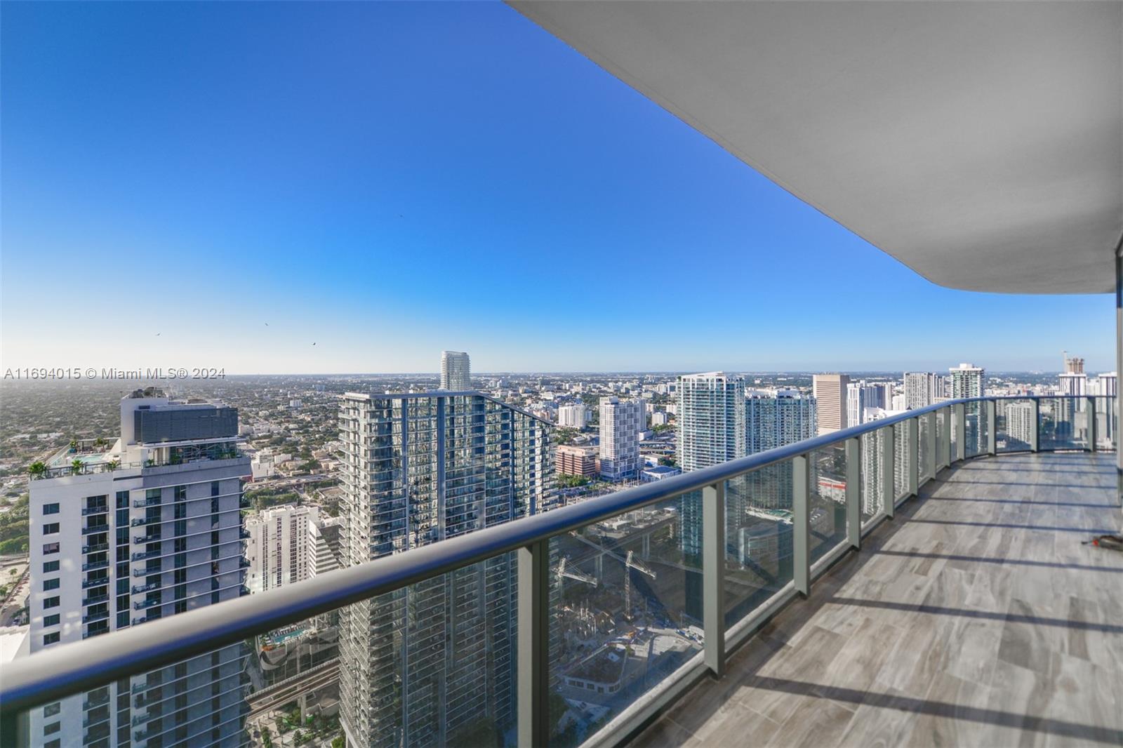 801 SMA RESIDENCES CONDO - Residential