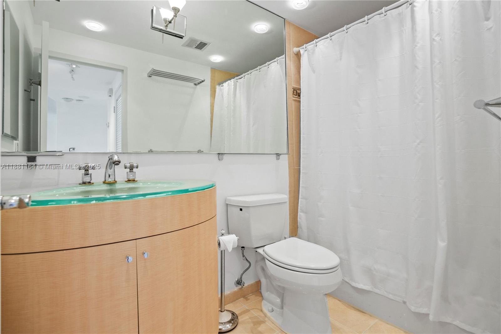 CORAL RIDGE TOWERS SOUTH - Residential