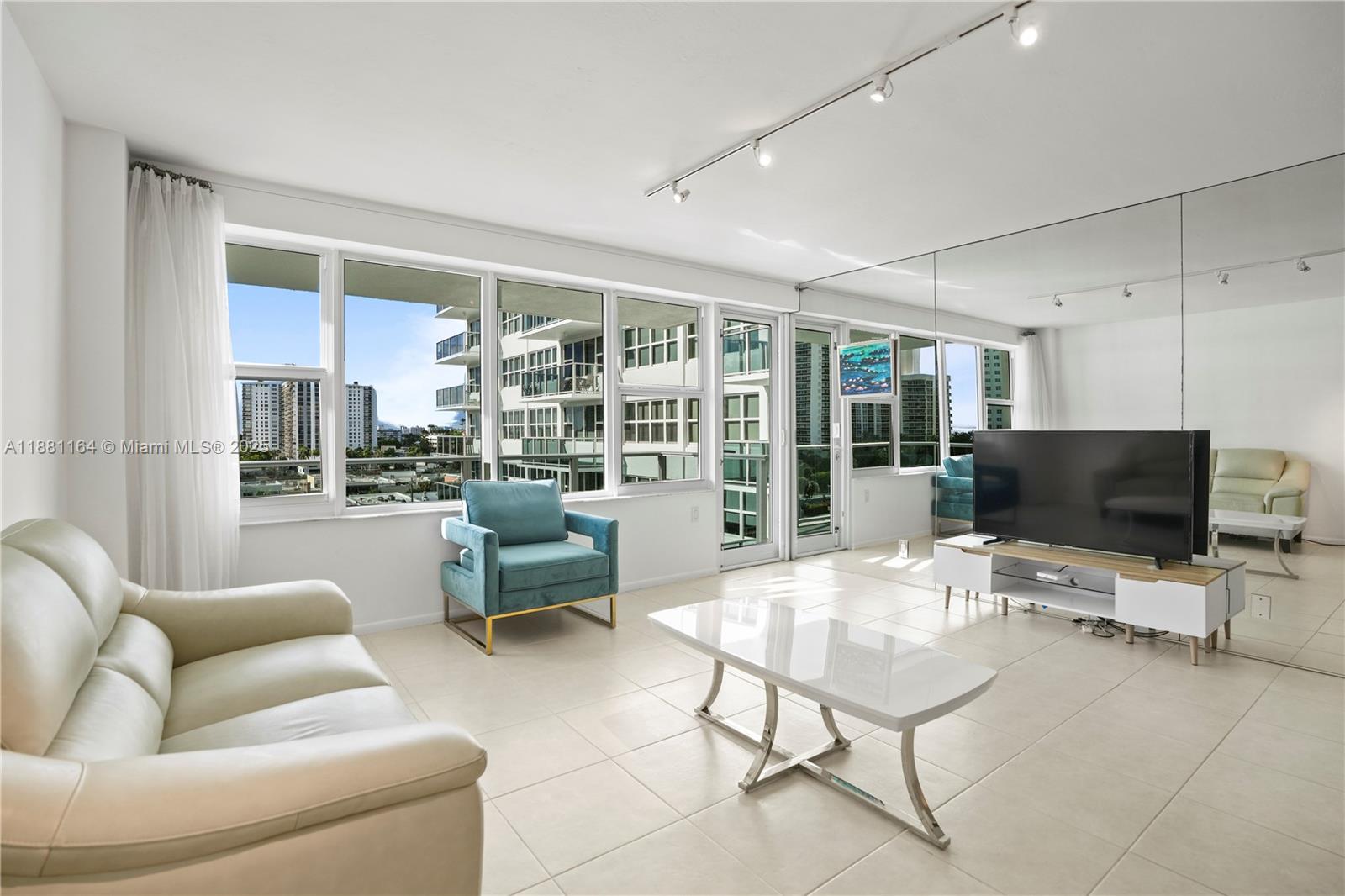 CORAL RIDGE TOWERS SOUTH - Residential