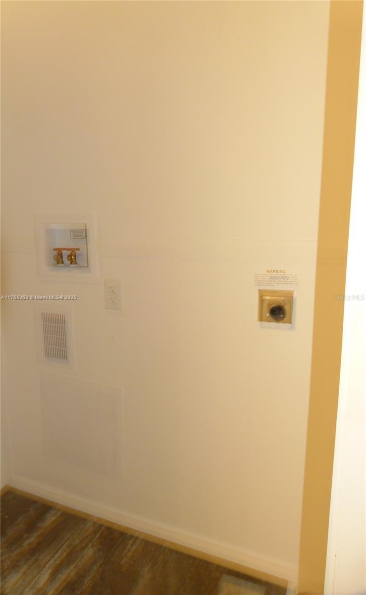 Okeechobee Park - Residential