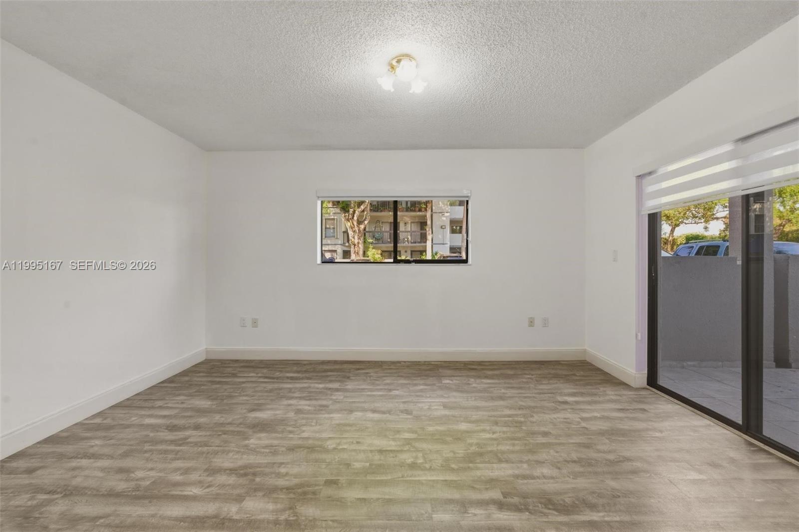 CALUSA CLUB VILG BLDG C N - Residential