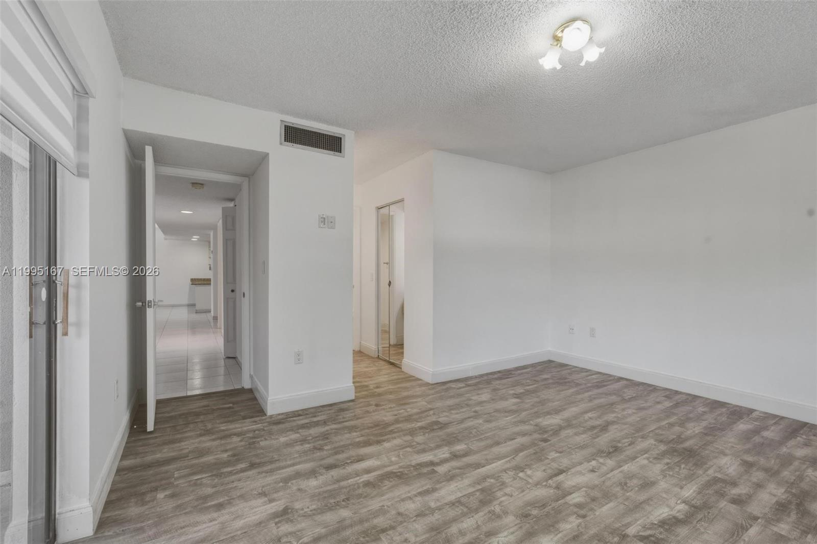 CALUSA CLUB VILG BLDG C N - Residential