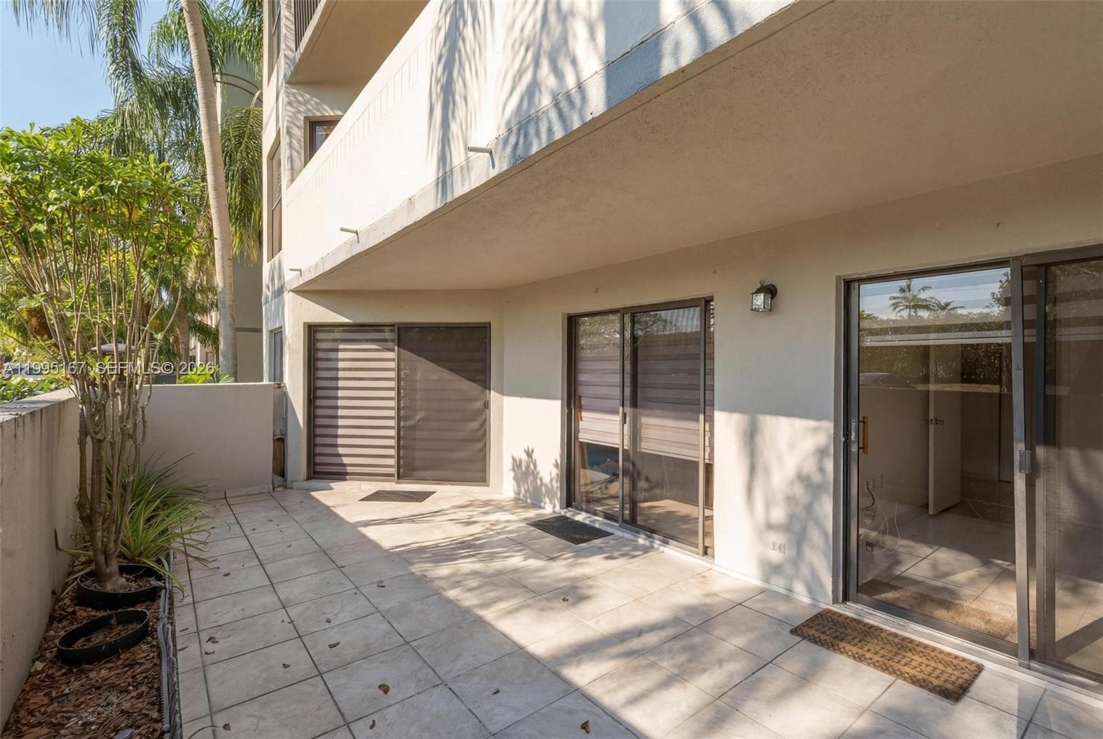 CALUSA CLUB VILG BLDG C N - Residential