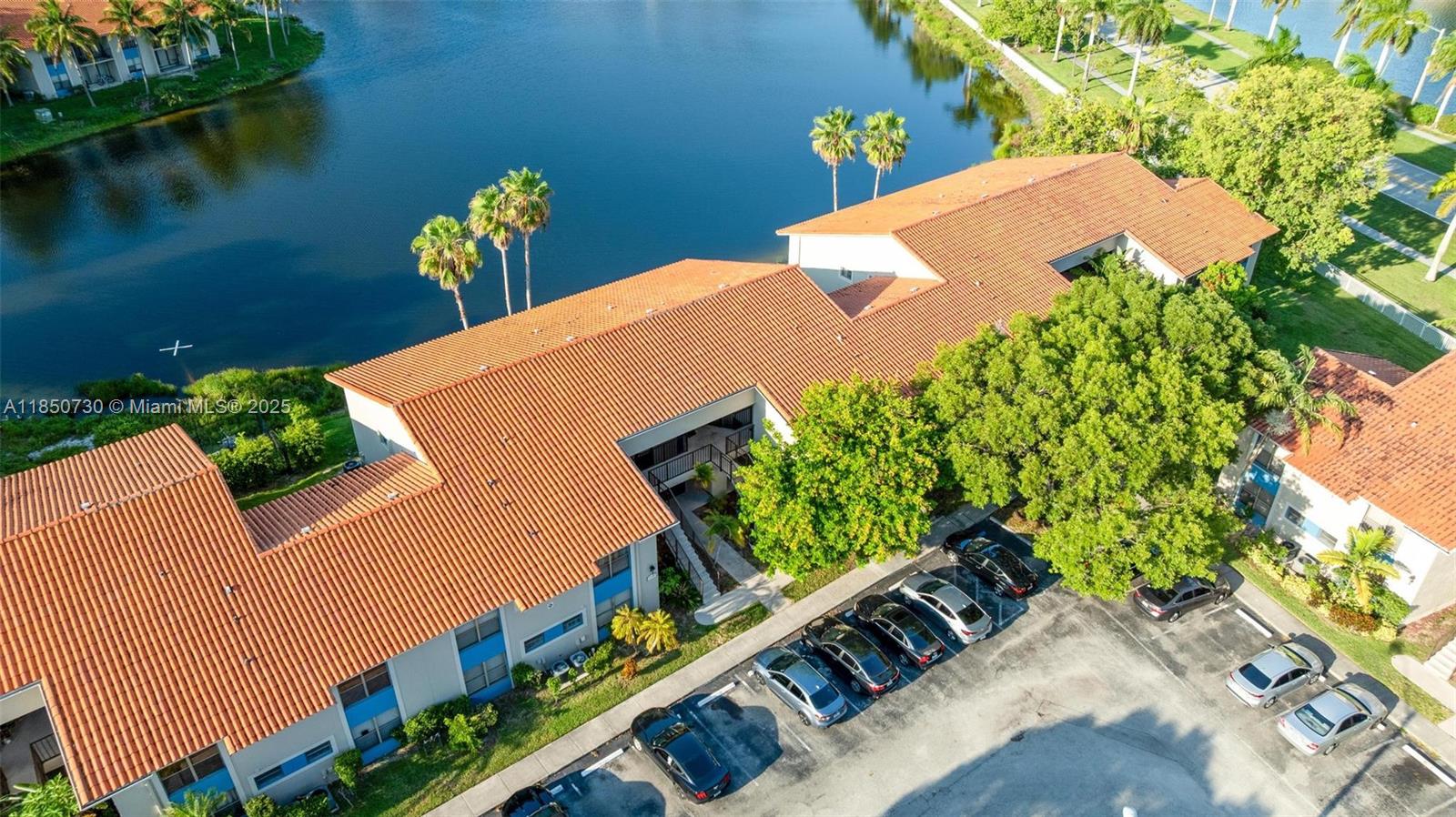 PALM BEACH PLACE CONDO - Residential