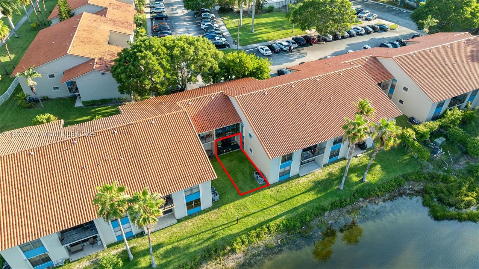 PALM BEACH PLACE CONDO - Residential