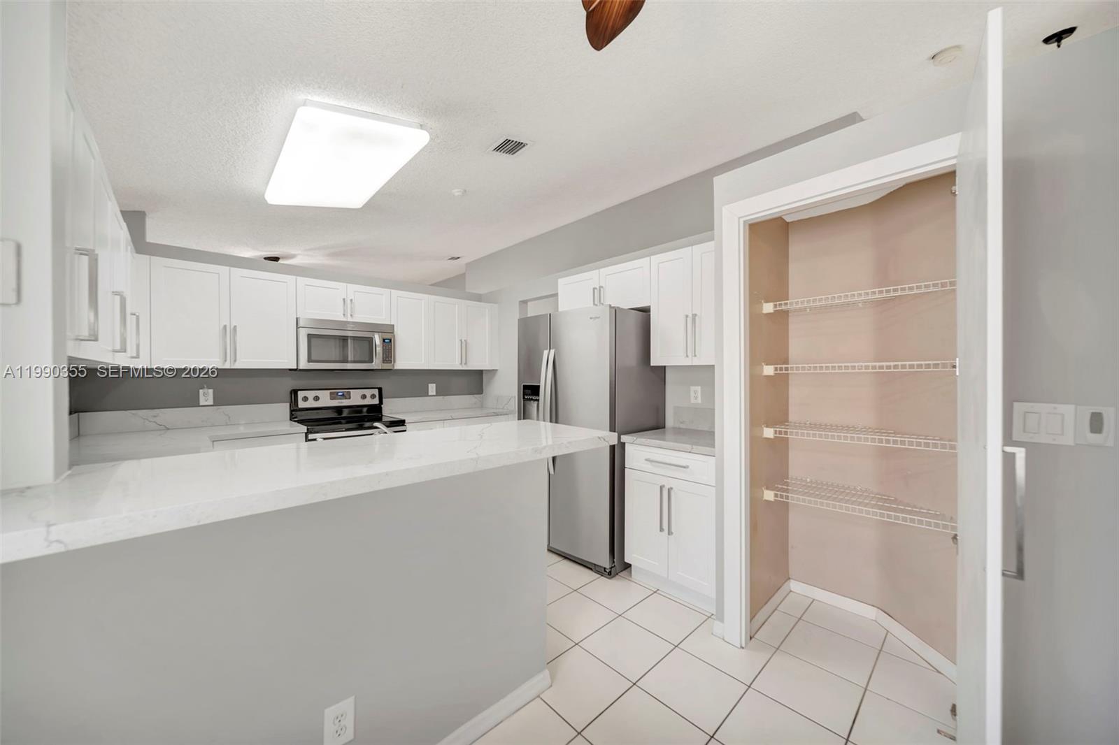 GROVE COMMERCIAL CENTER - Residential