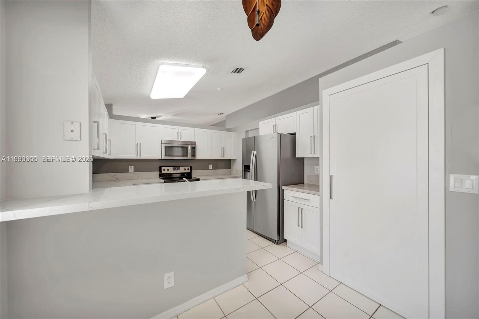 GROVE COMMERCIAL CENTER - Residential