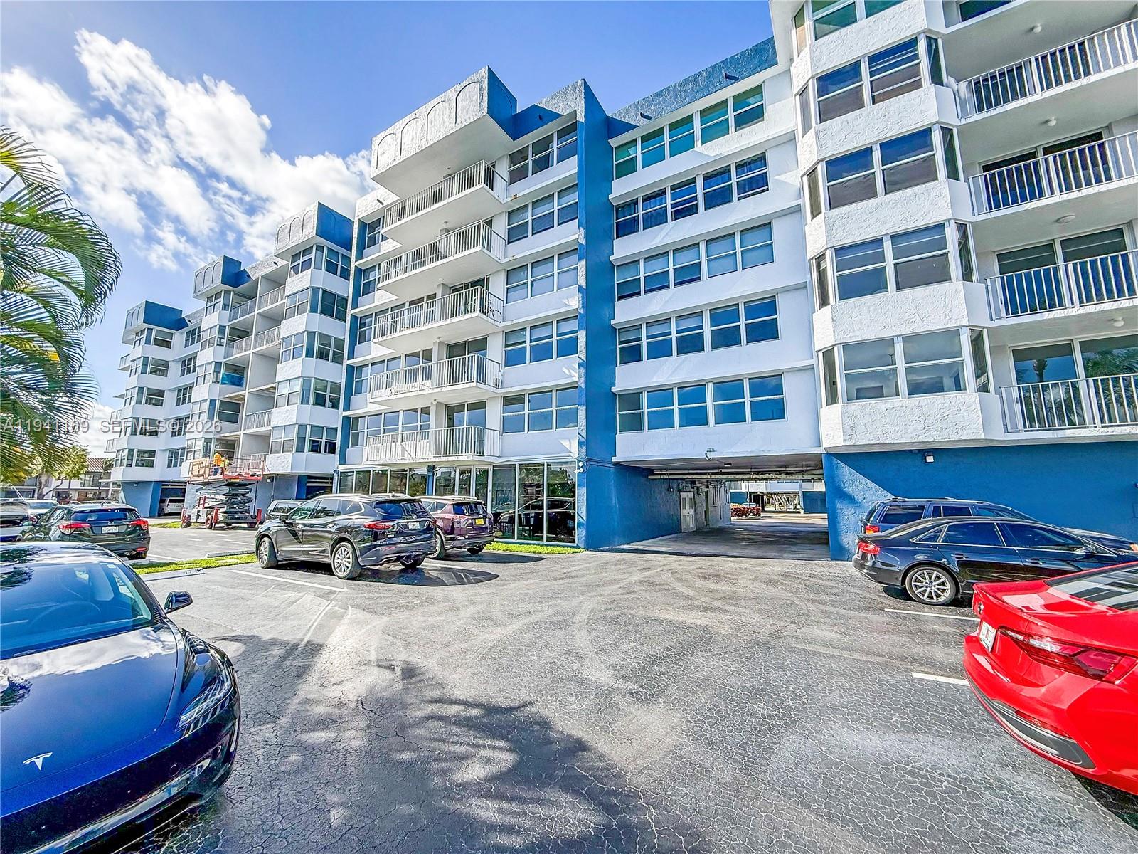 REEF SOUTH CONDO - Residential