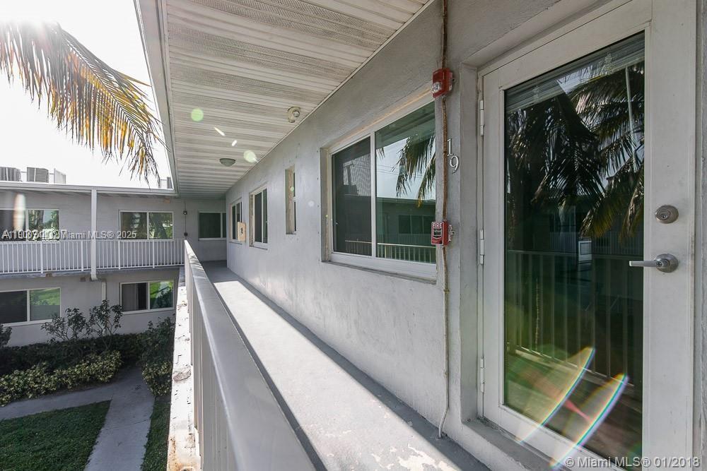 7207 Bay Dr 19