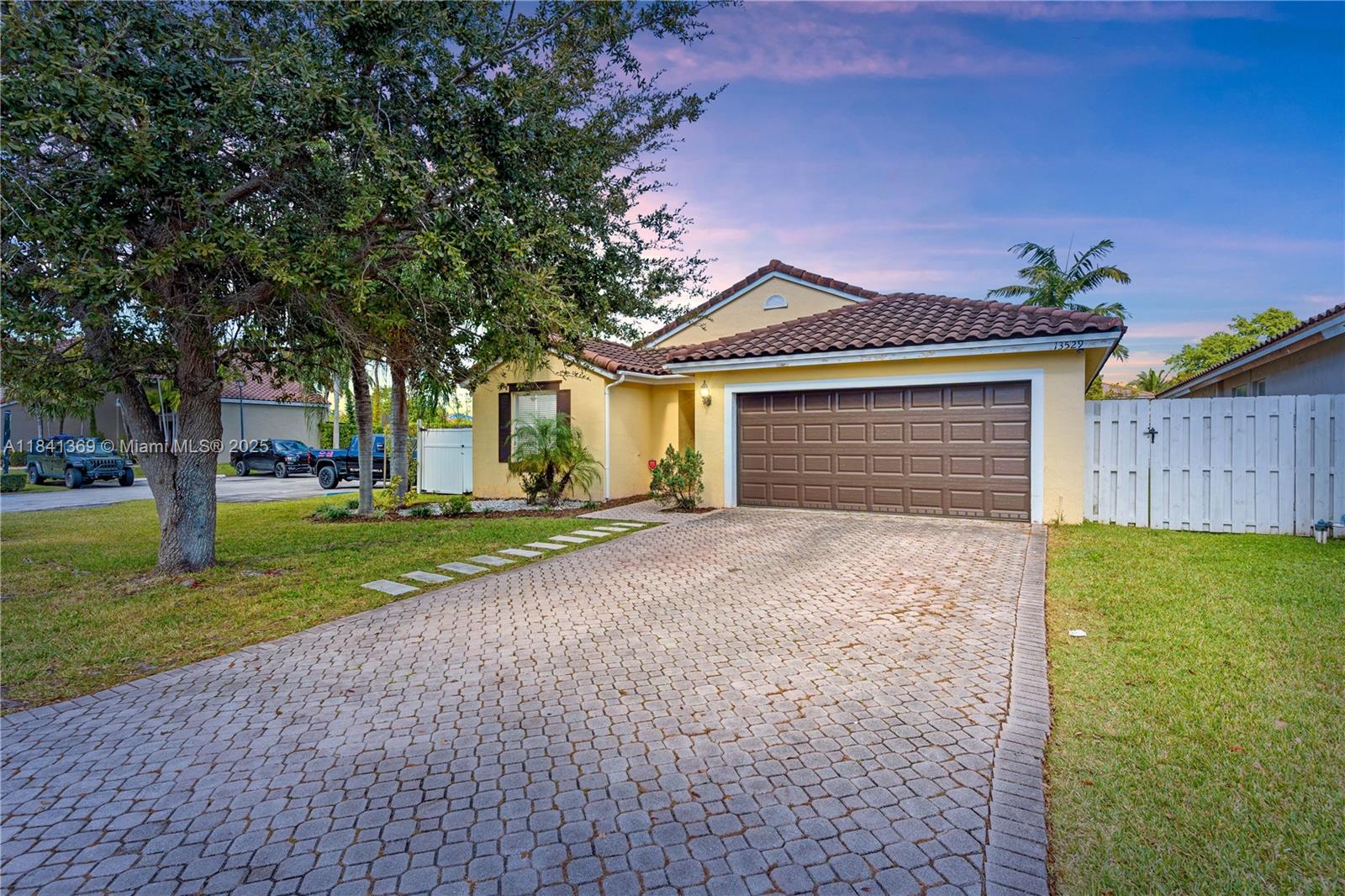 Impeccable property in the prestigious Three Lakes community, a gated enclave with a 300-acre freshwater lake perfect for boating, fishing, and water sports. This immaculate 3-bedroom, 2-bathroom home, built in 2000, is a true gem, featuring a completely remodeled meticulous upkeep that makes it feel brand new. The open-concept layout is bathed in natural light, with spacious living areas, a modern kitchen, and elegant finishes throughout. Upgrades include a new A/C and water heater. Schedule a showing today!