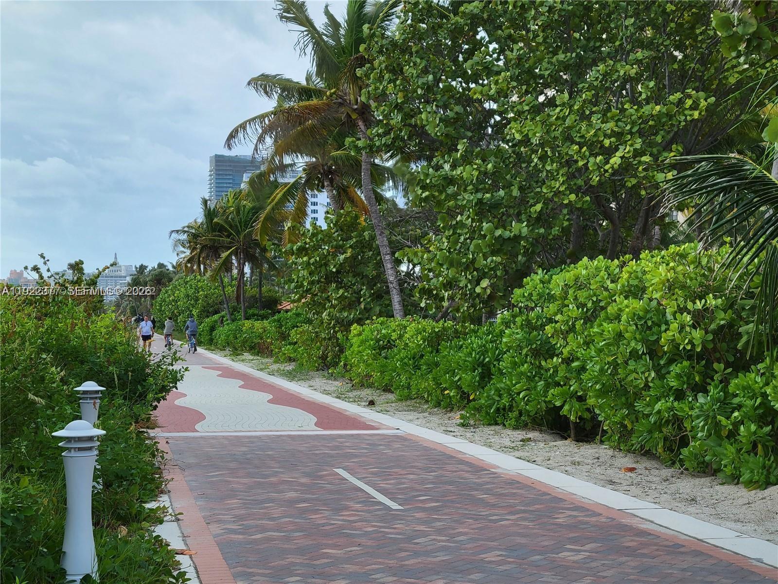 MIRASOL OCEAN TOWERS COND - Residential