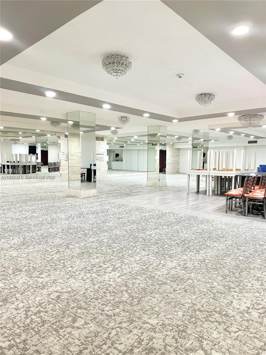 MIRASOL OCEAN TOWERS COND - Residential