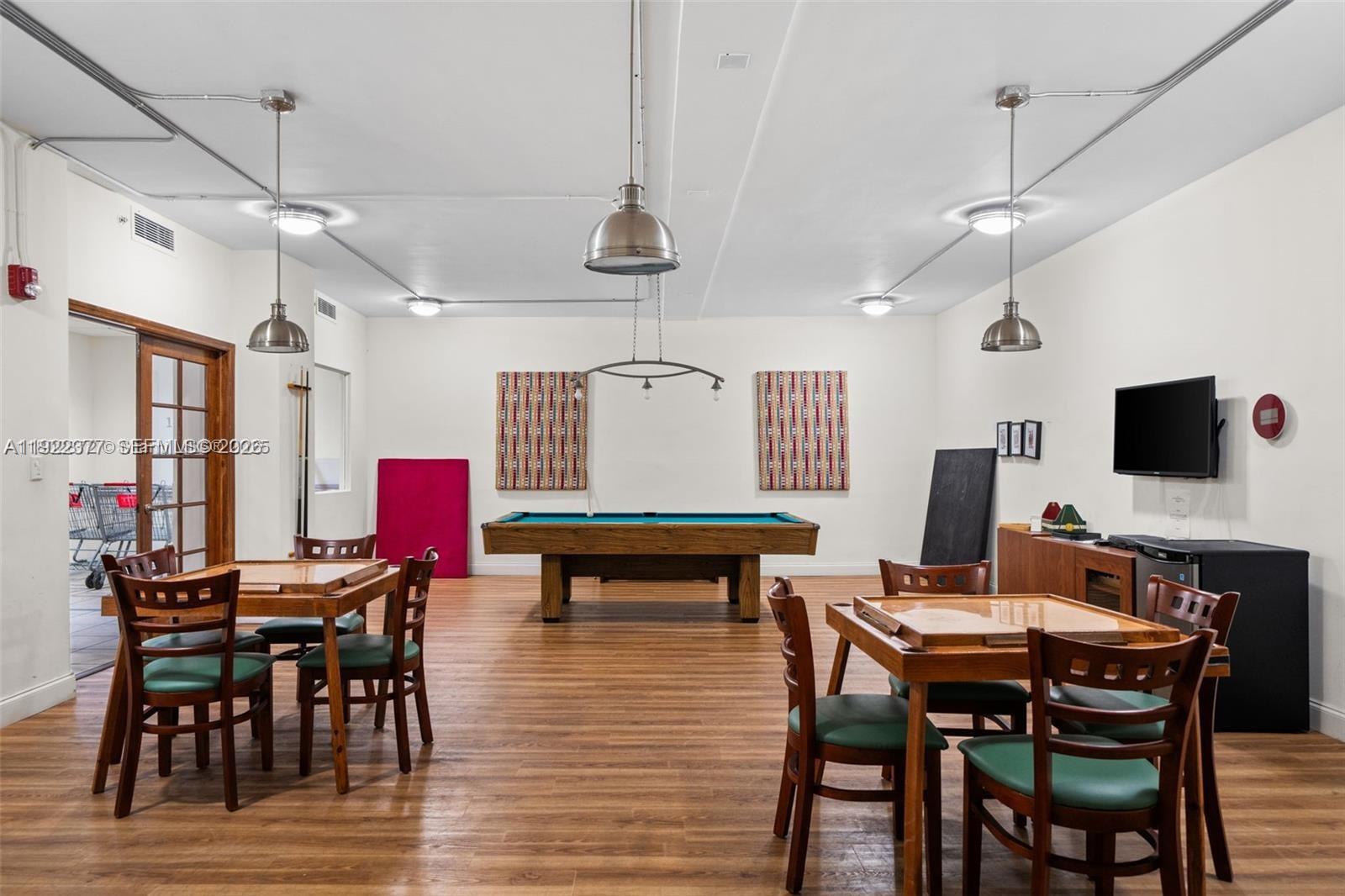 MIRASOL OCEAN TOWERS COND - Residential