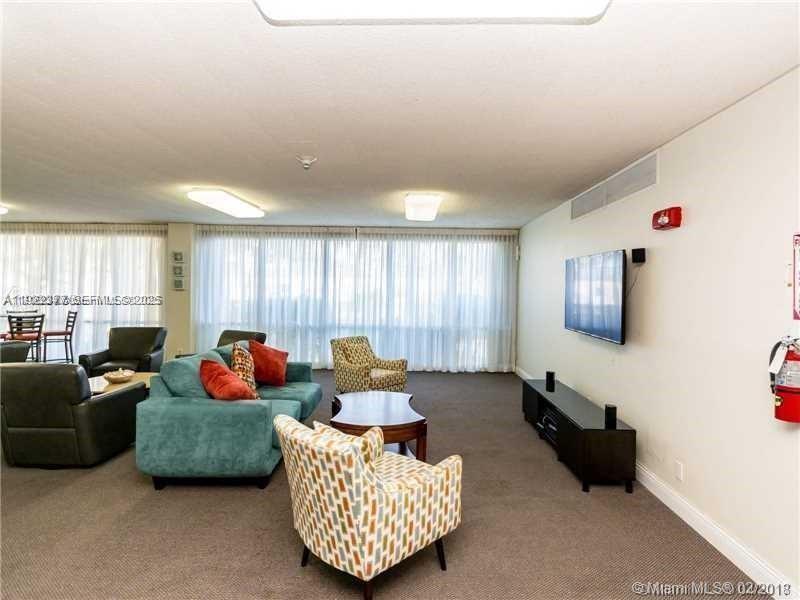 MIRASOL OCEAN TOWERS COND - Residential