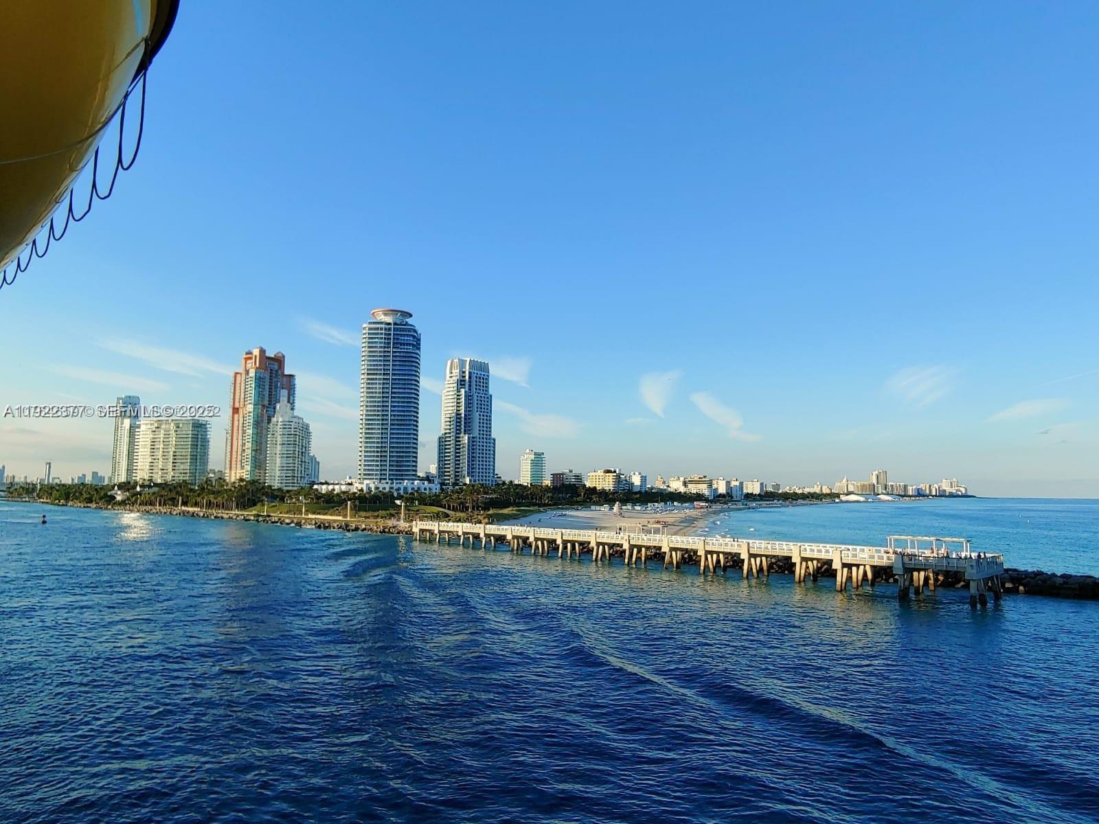 MIRASOL OCEAN TOWERS COND - Residential